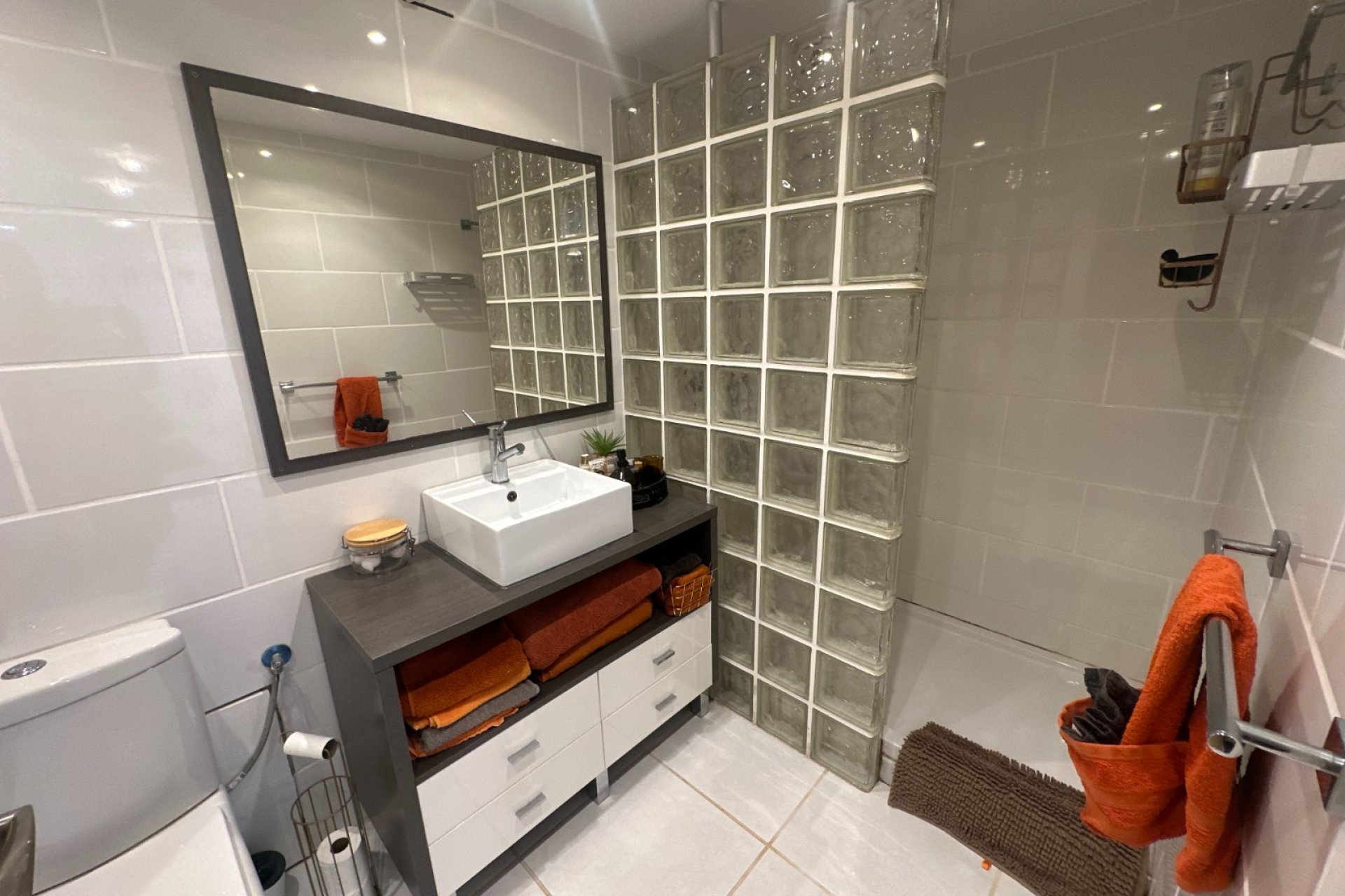 Reventa - Adosado -
Orihuela - Entre Naranjos Vistabella