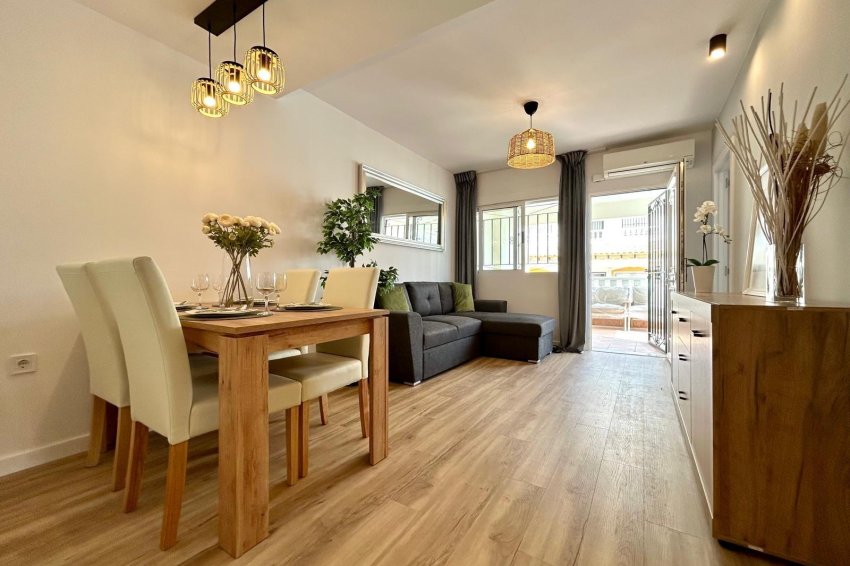 Reventa - Adosado -
Orihuela - Urbanización Perla del Mar