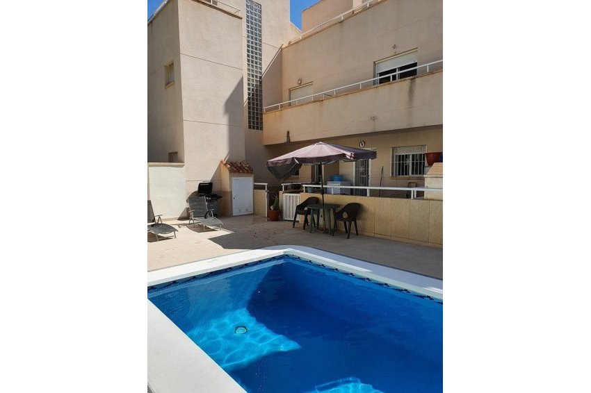 Reventa - Adosado -
Playa Flamenca