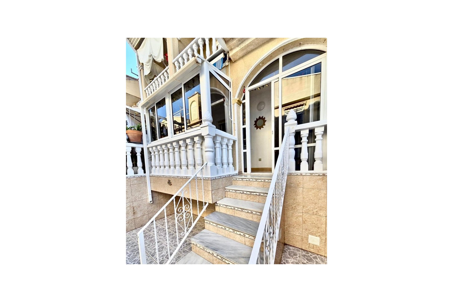 Reventa - Adosado -
Playa Flamenca