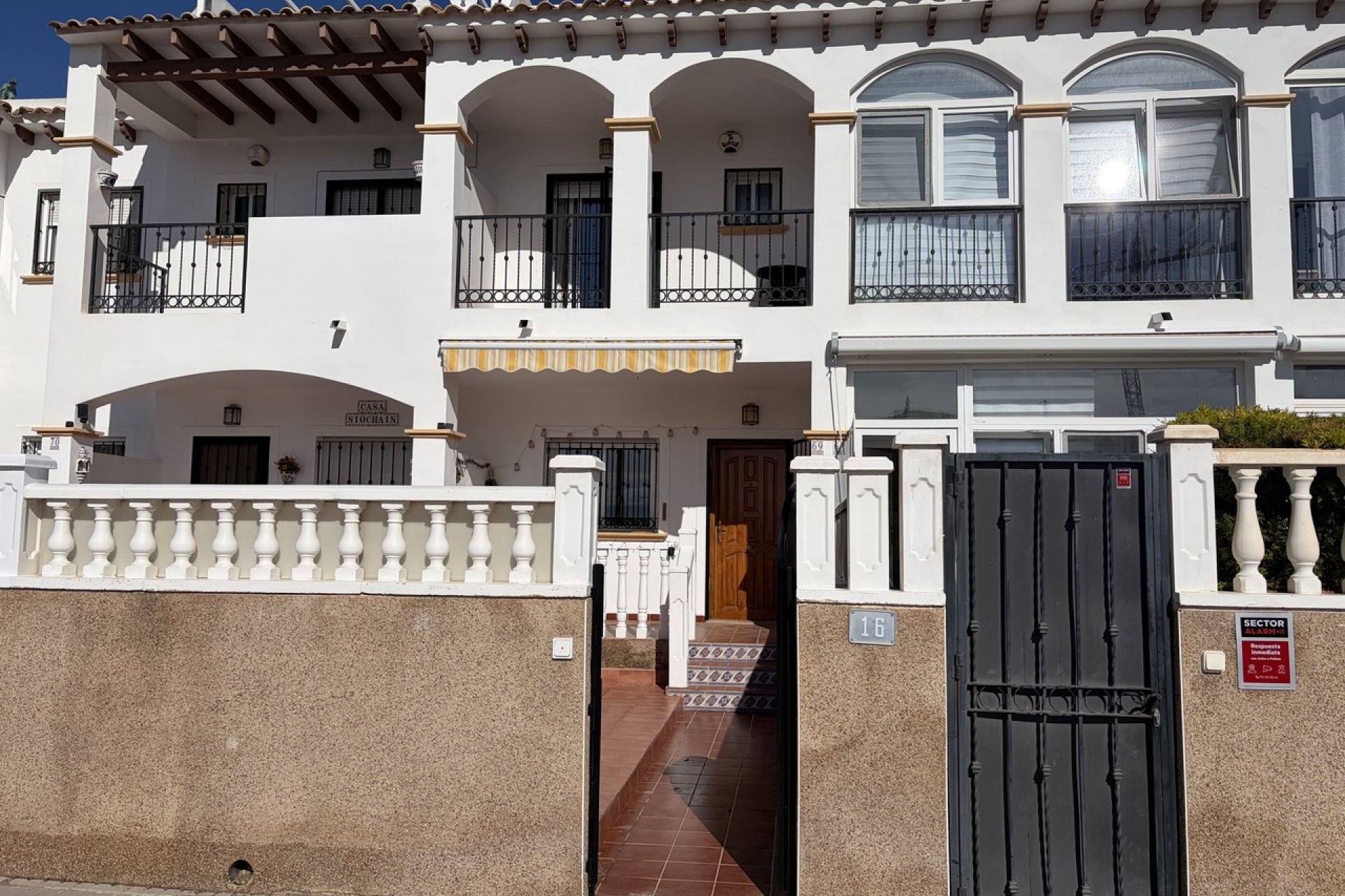 Reventa - Adosado -
Punta Prima