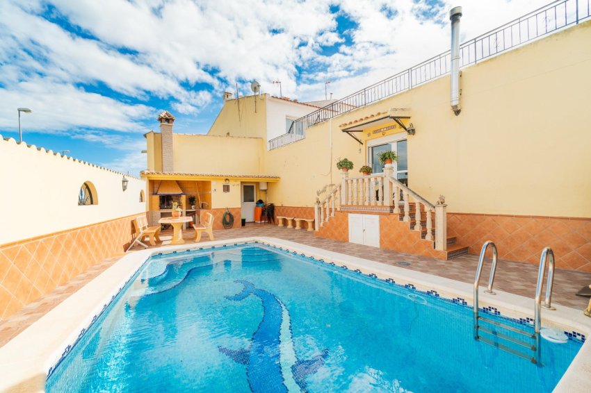 Reventa - Adosado -
San Miguel - Torremendo