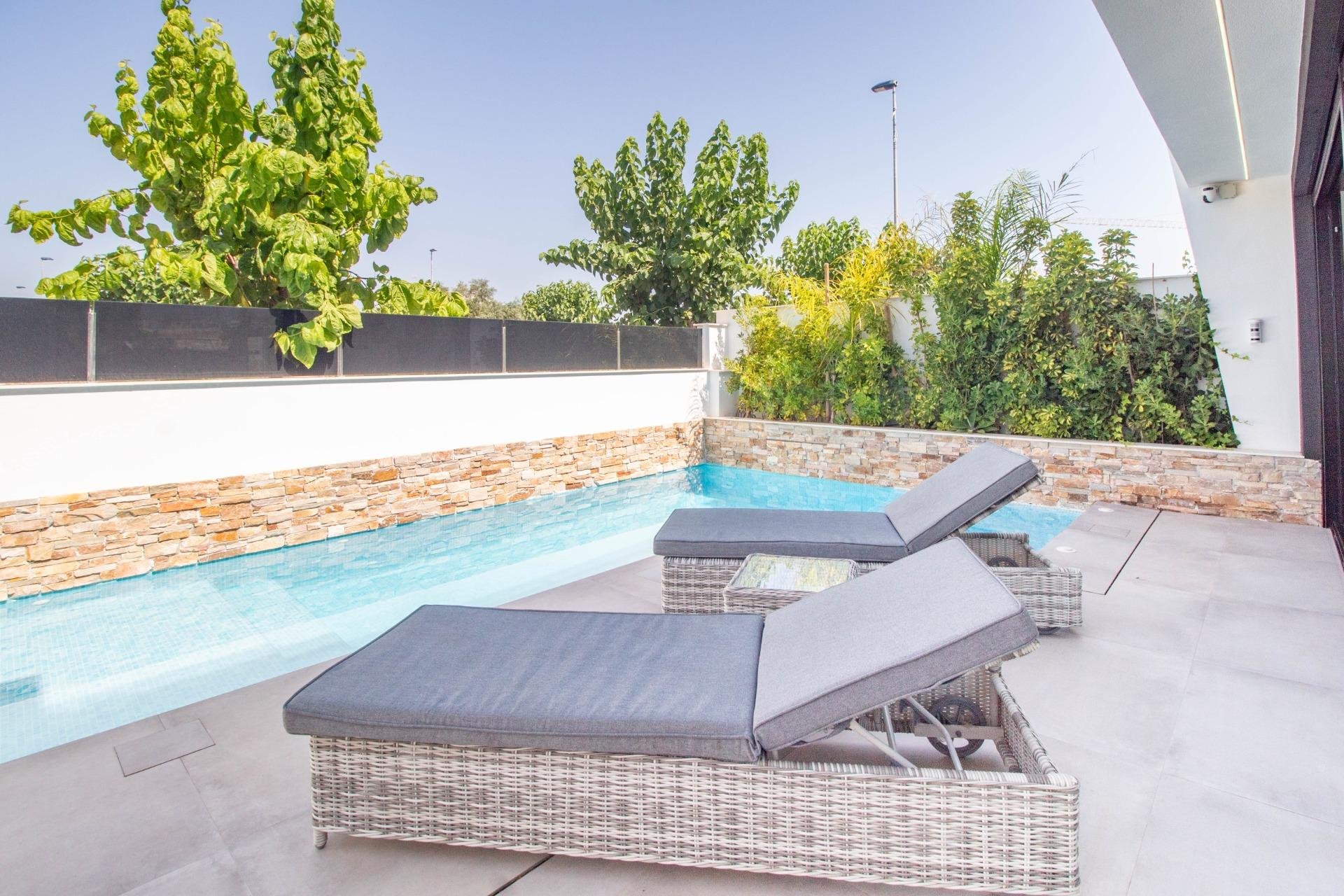 Reventa - Adosado -
Santiago de la Ribera - zona san blas