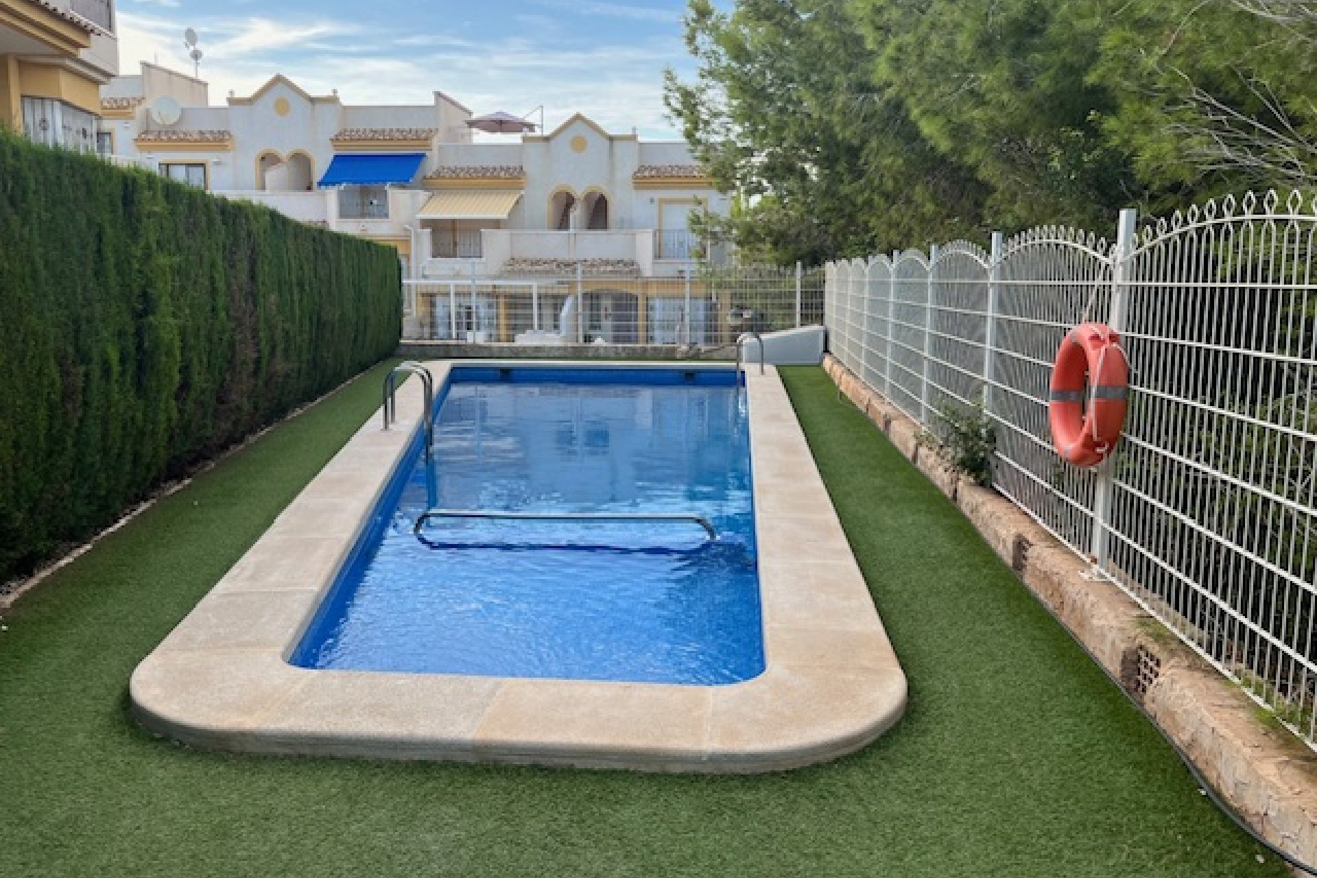 Reventa - Adosado -
Torrevieja - Los Altos