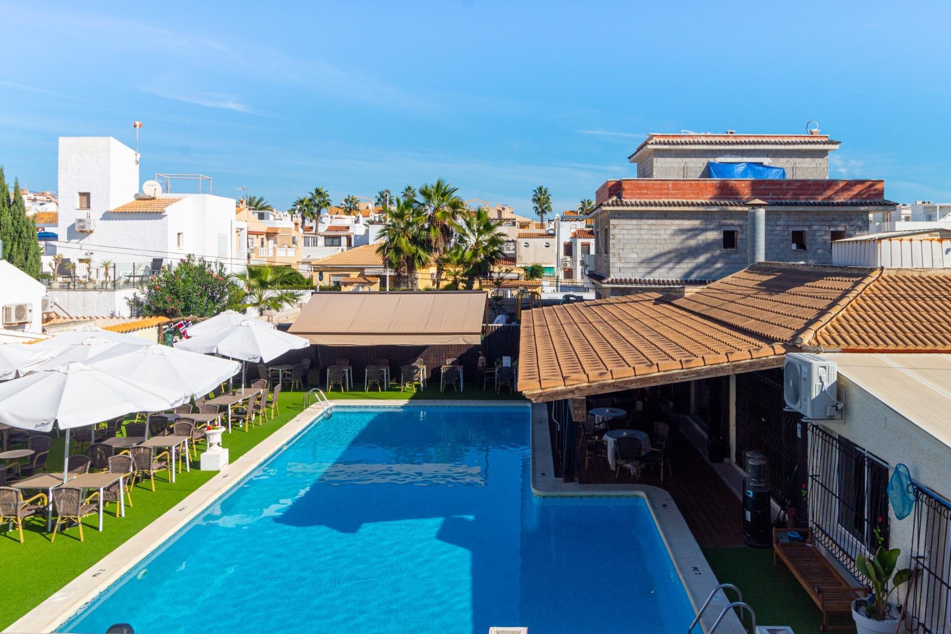 Reventa - Adosado -
Torrevieja - Los Frutales