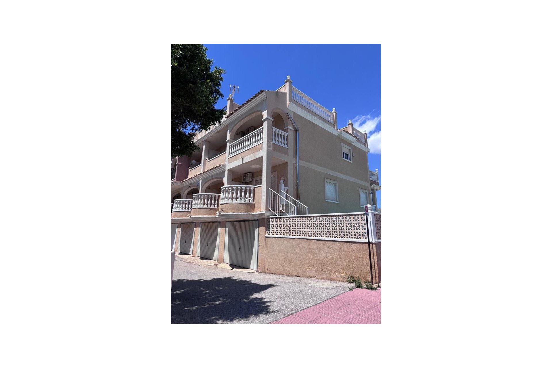 Reventa - Adosado -
Villamartin - Costa Blanca