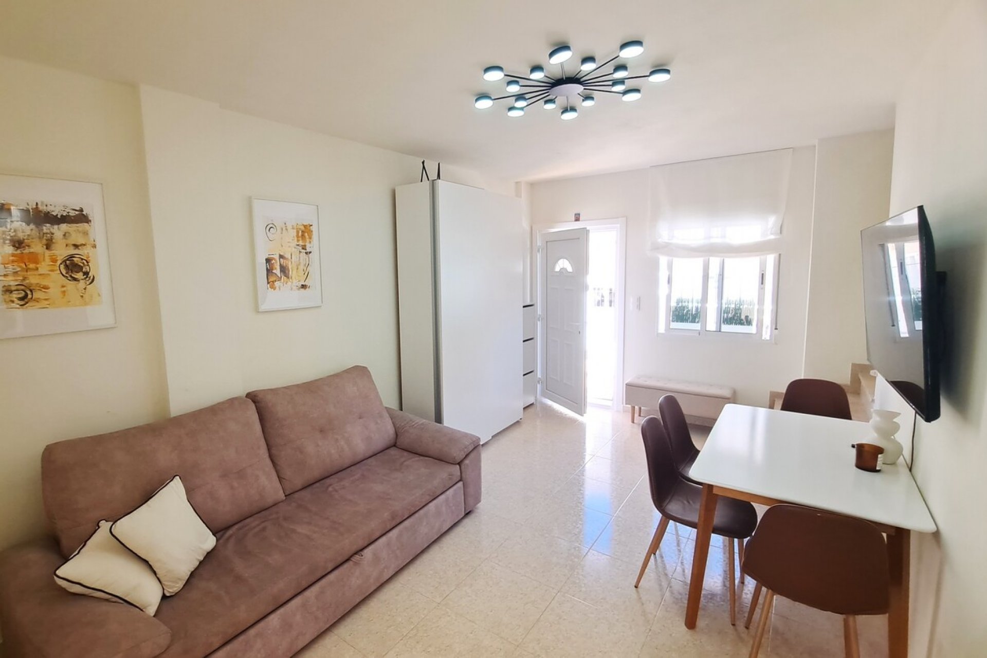 Reventa - Adosado -
Villamartin - Las Filipinas