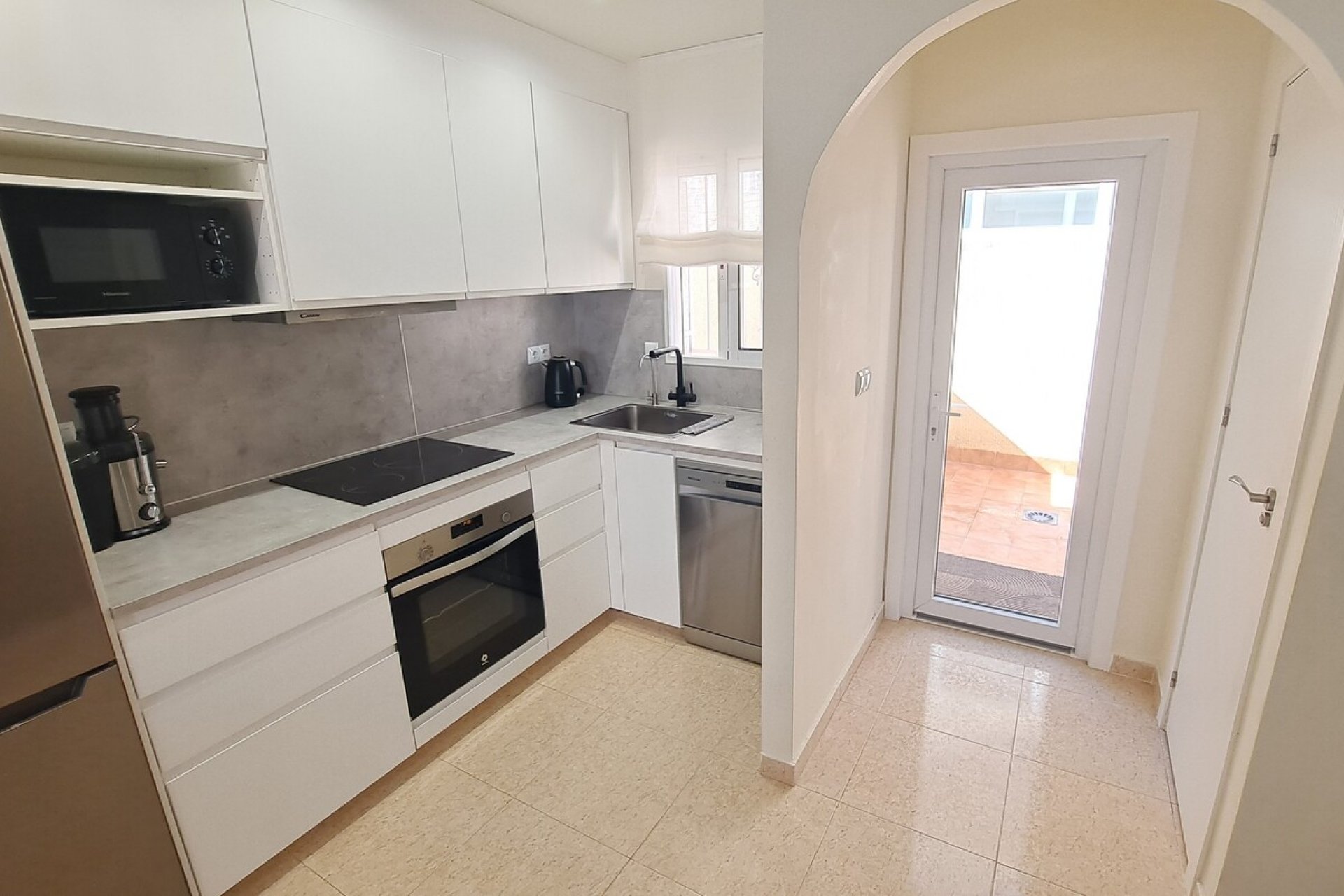 Reventa - Adosado -
Villamartin - Las Filipinas