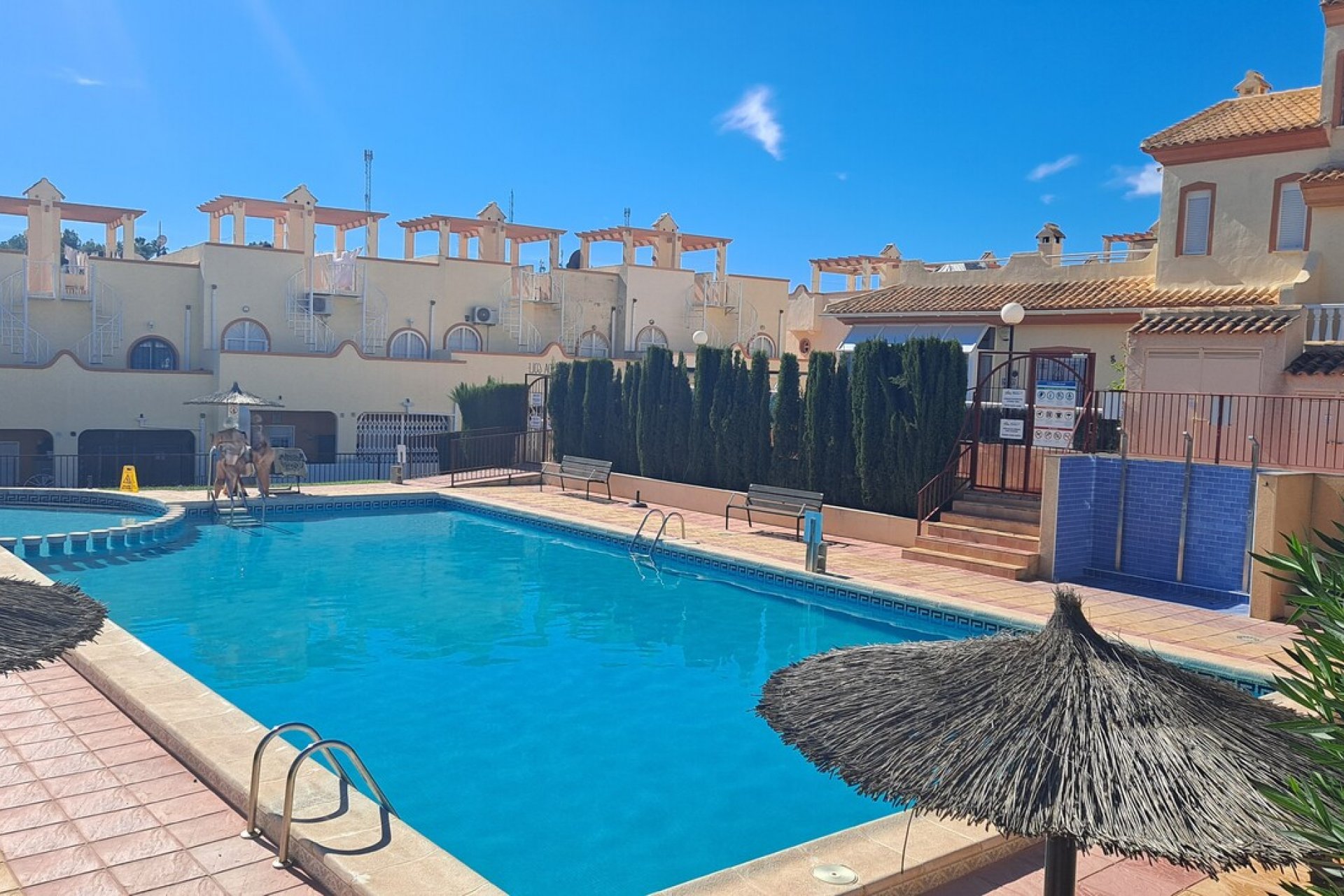 Reventa - Adosado -
Villamartin - Las Filipinas