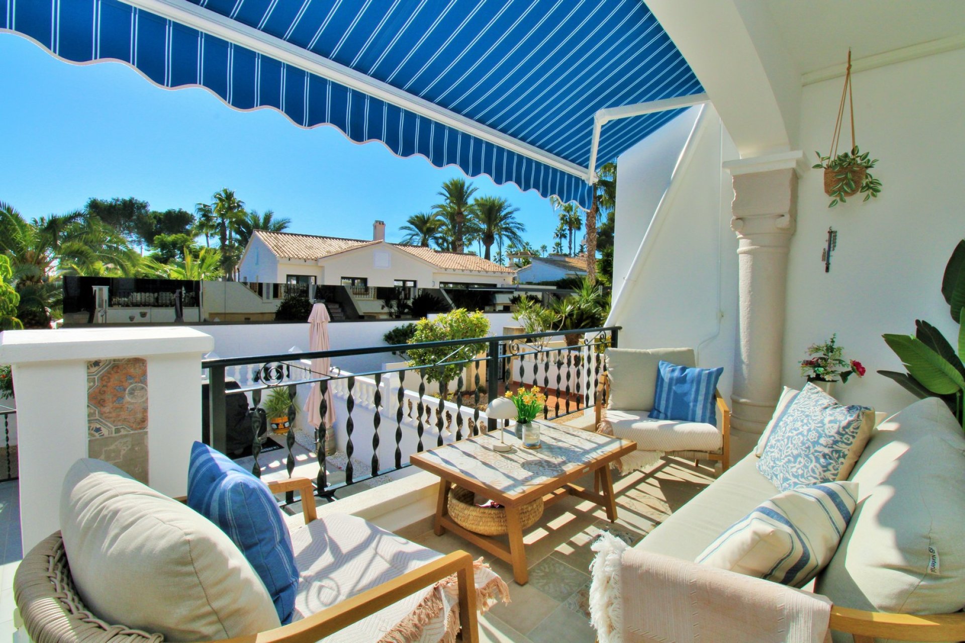 Reventa - Adosado -
Villamartin - Las Violetas