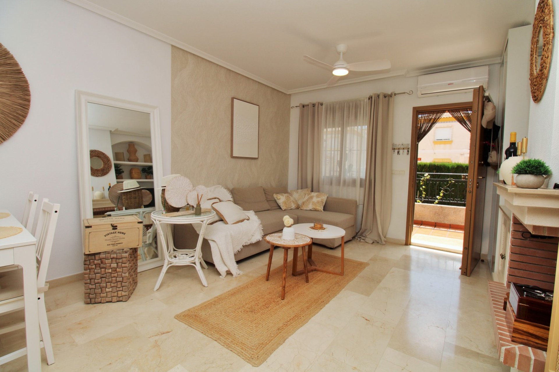 Reventa - Adosado -
Villamartin - PAU 8