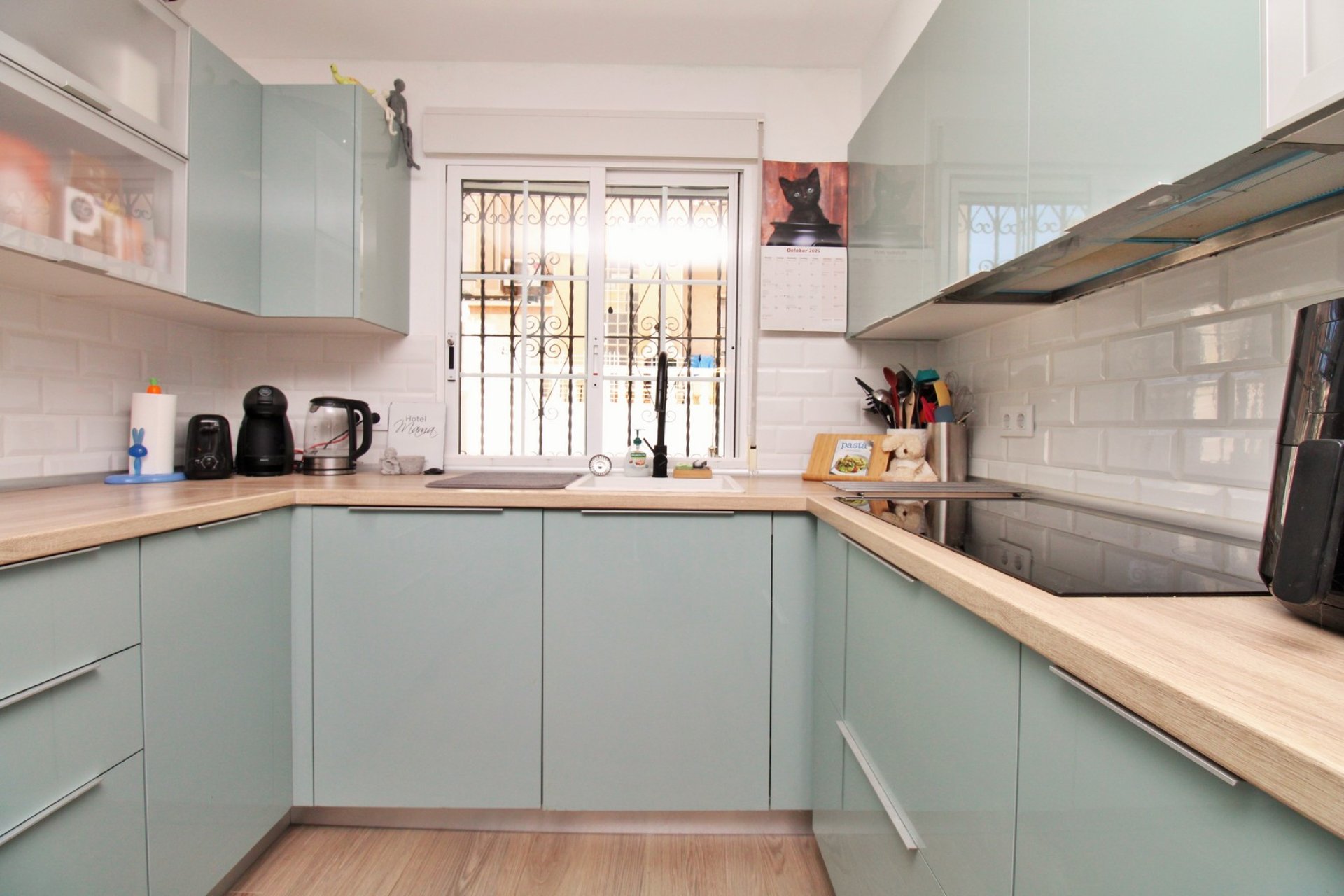 Reventa - Adosado -
Villamartin - Villamartín