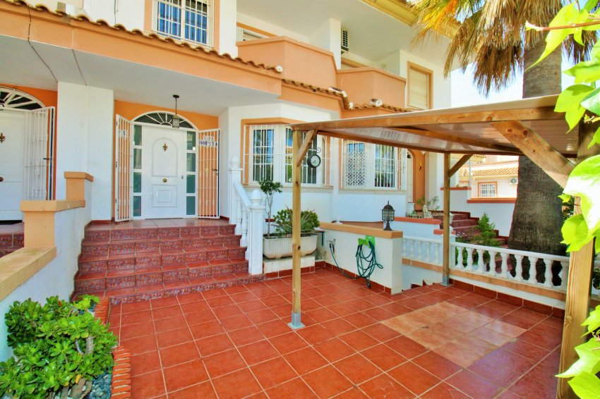 Reventa - Adosado -
Villamartin - Villamartín