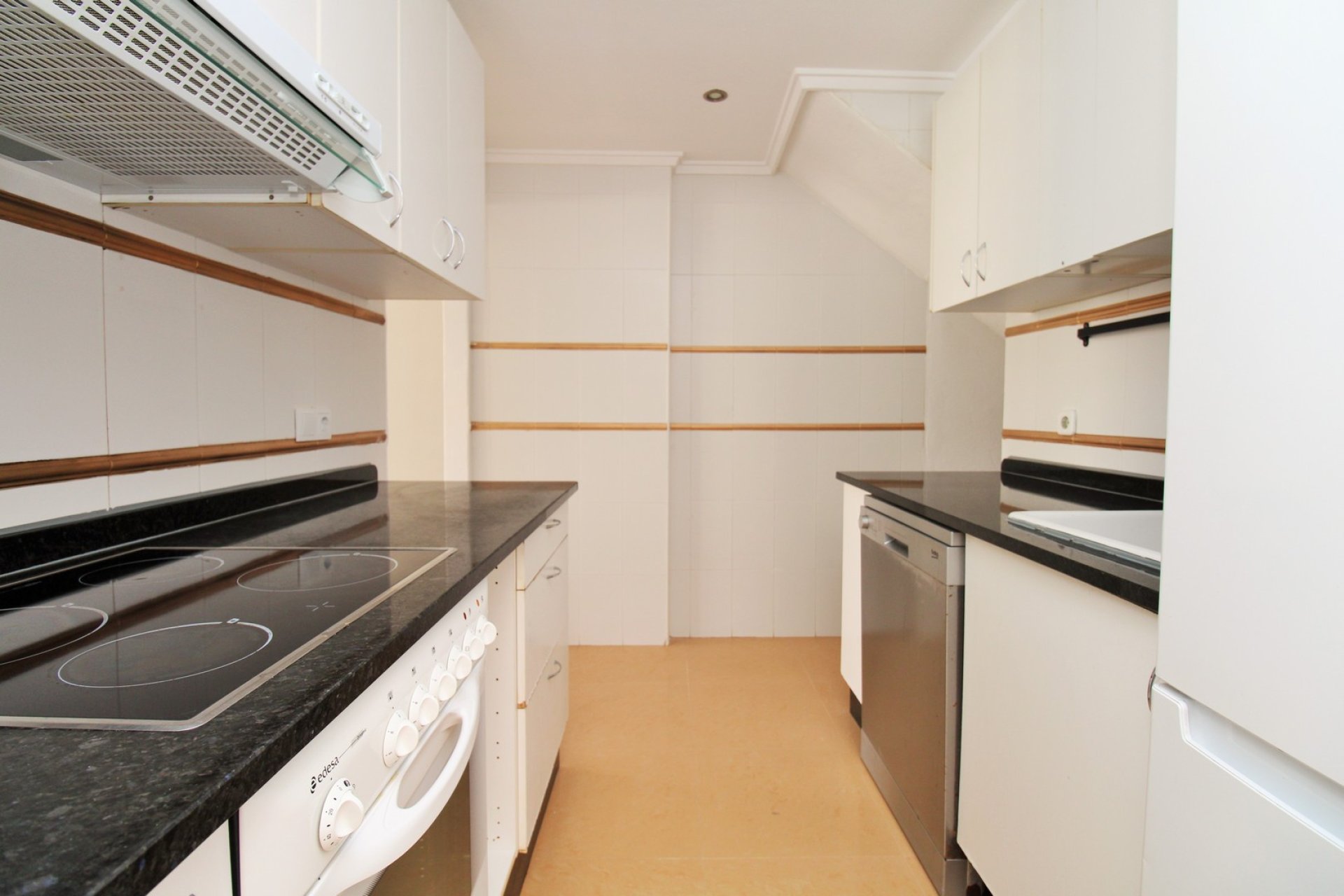 Reventa - Adosado -
Villamartin - Villamartín