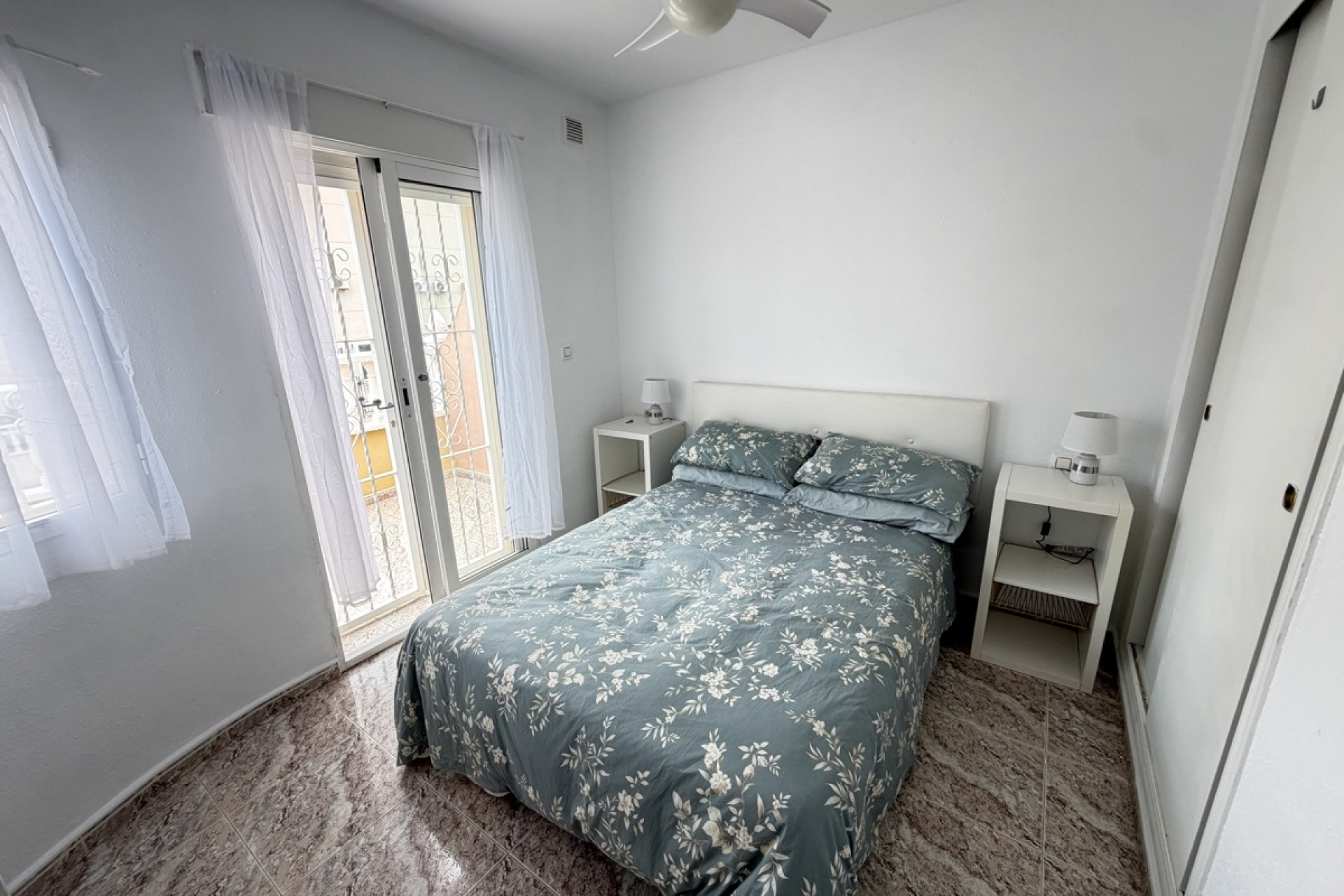 Reventa - Adosado -
Villamartin - Villamartín