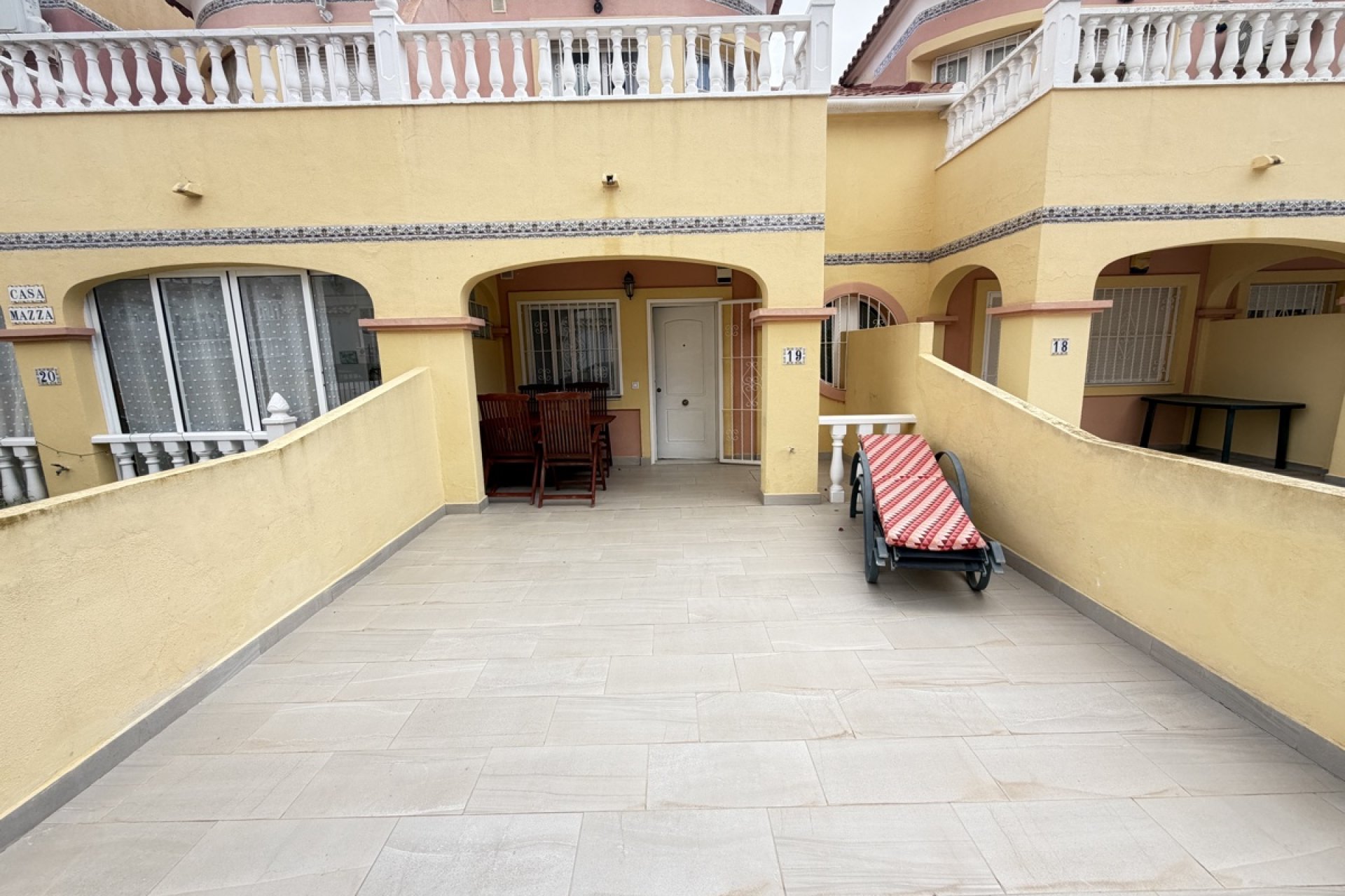 Reventa - Adosado -
Villamartin - Villamartín