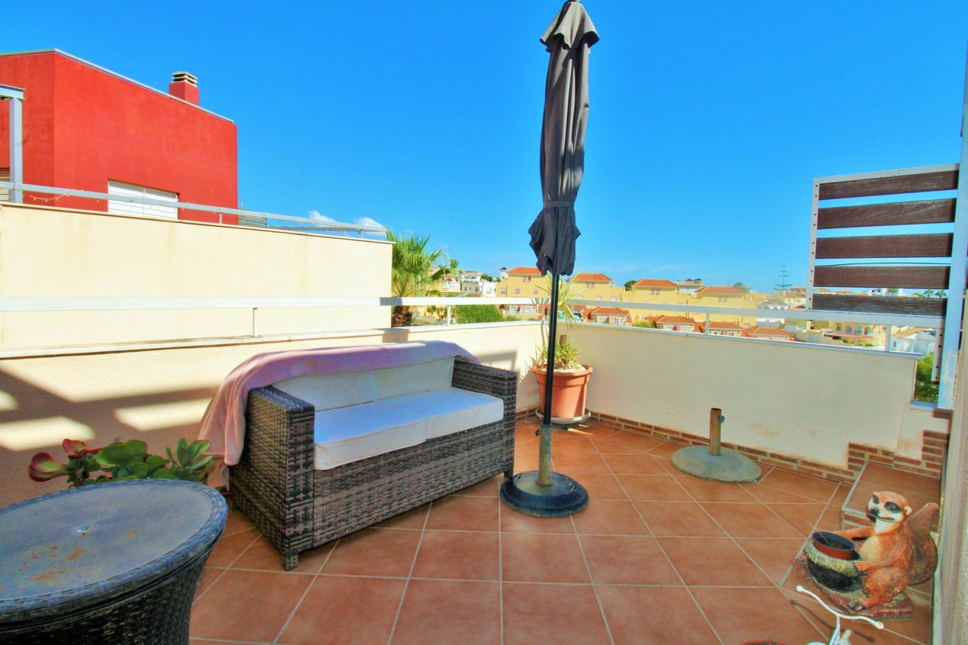 Reventa - Adosado -
Villamartin - Villamartín