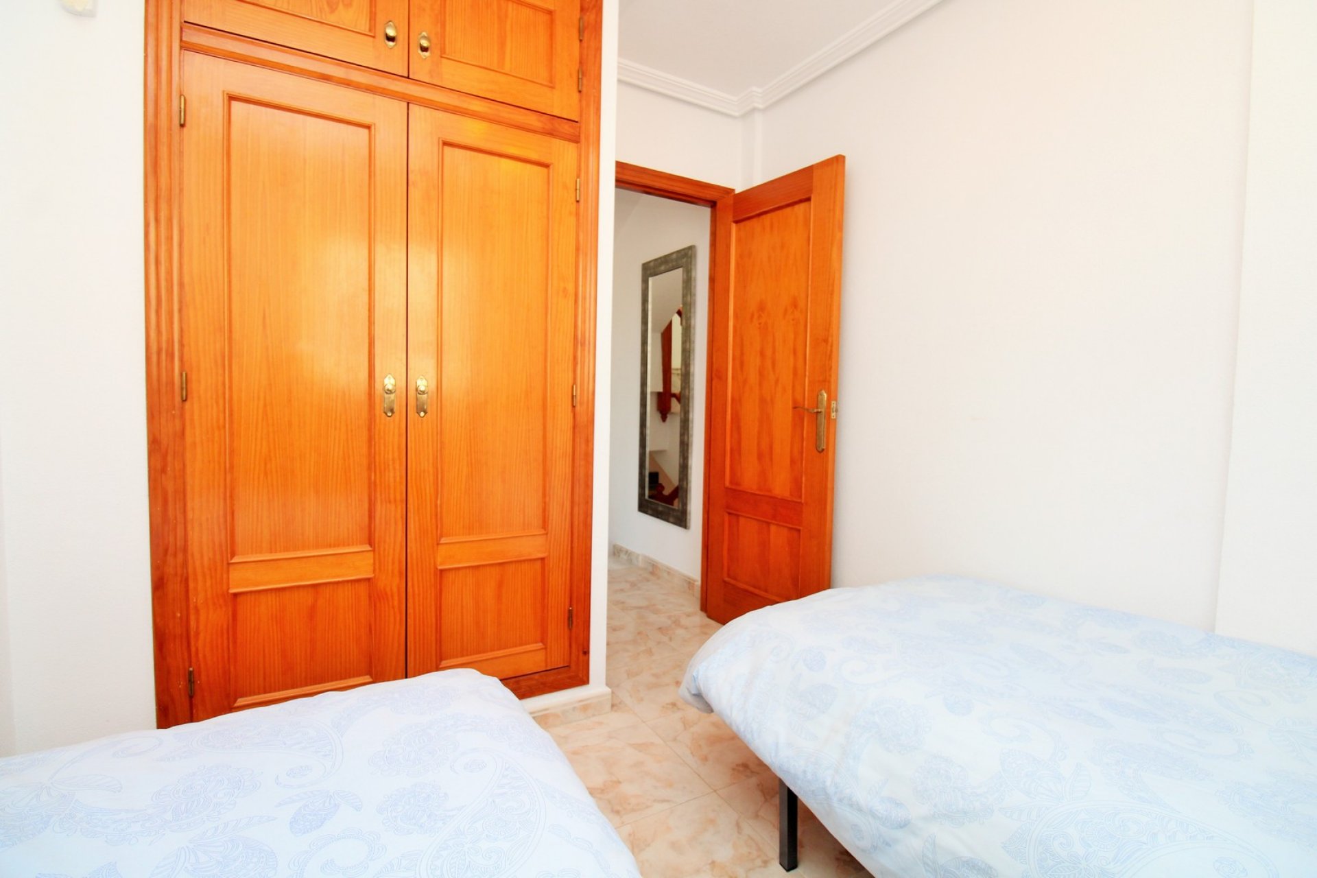 Reventa - Adosado -
Villamartin - Villamartín