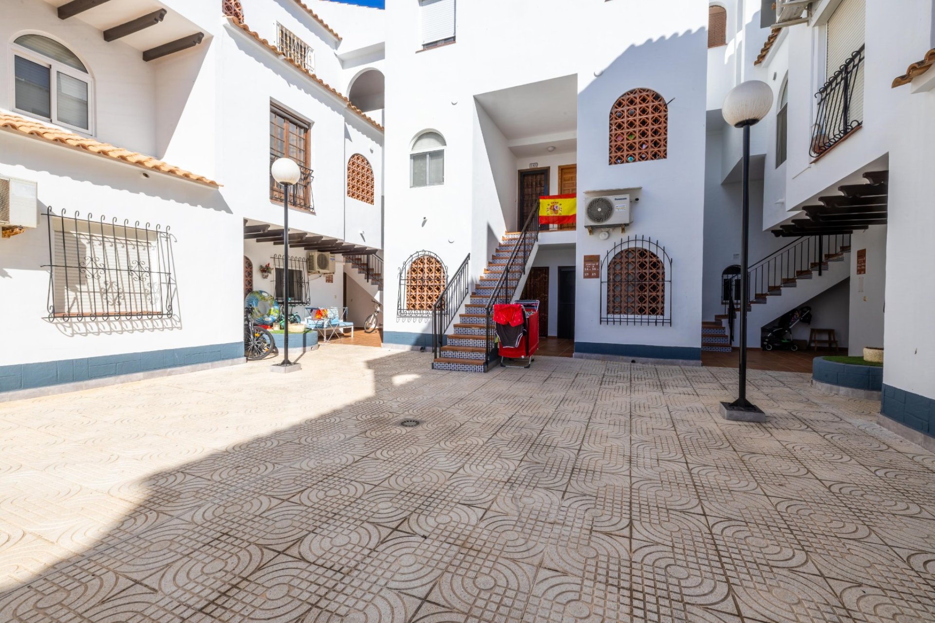 Reventa - Apartament / Duplex -
Torrevieja