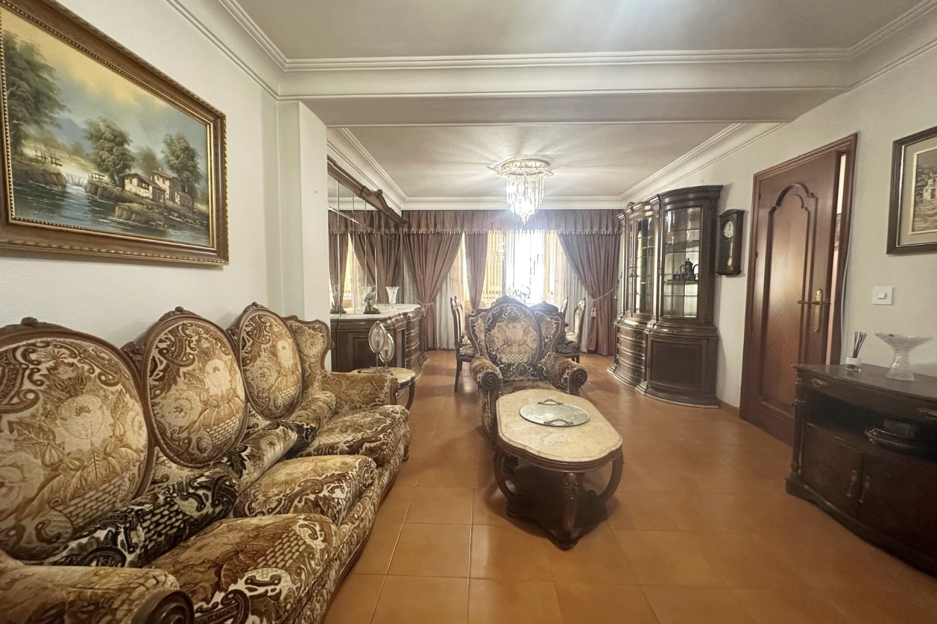 Reventa - Apartament / Duplex -
Torrevieja