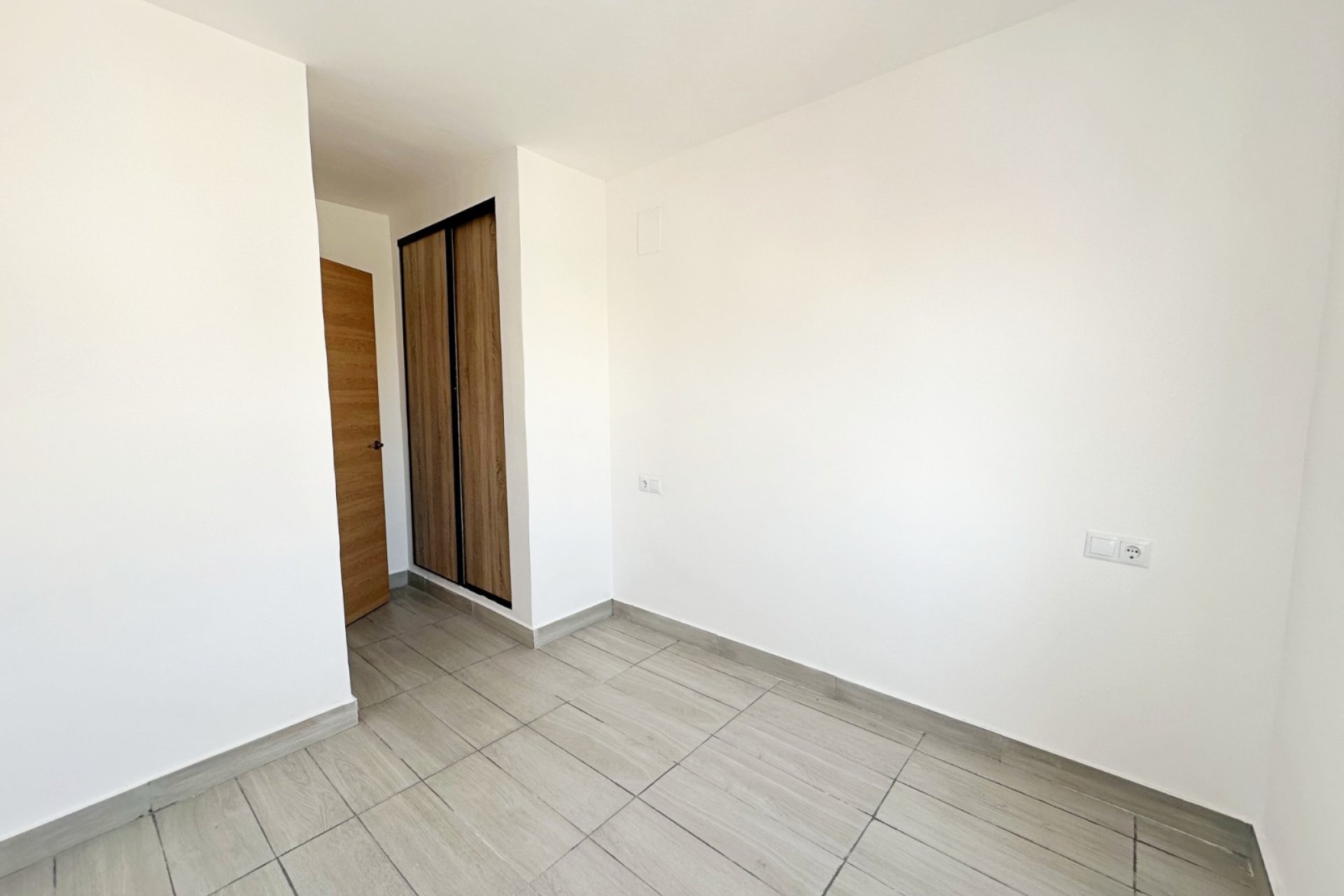 Reventa - Apartament / Duplex -
Torrevieja