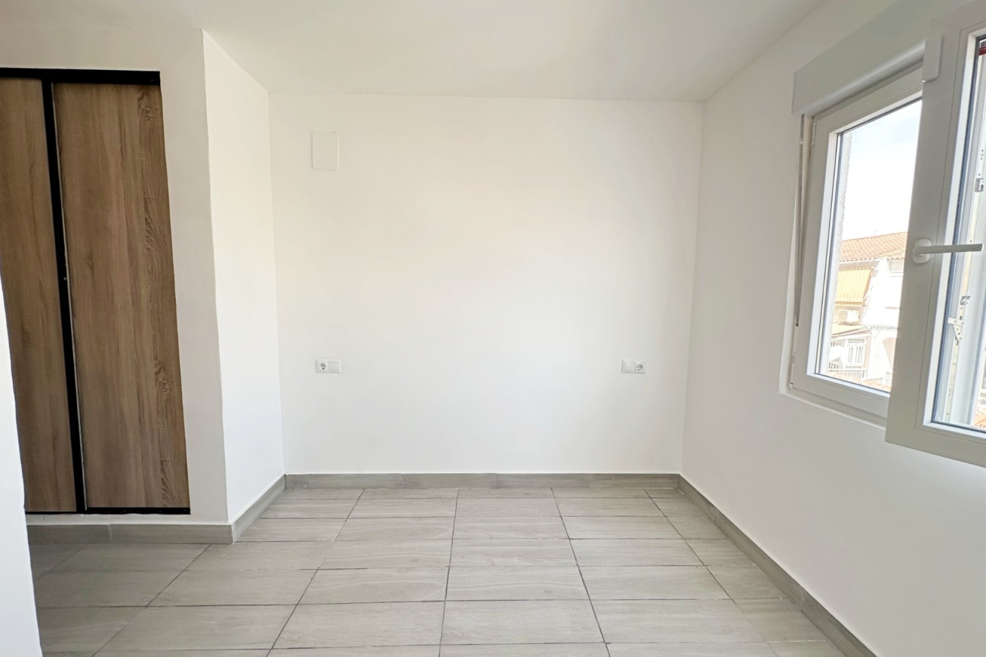 Reventa - Apartament / Duplex -
Torrevieja