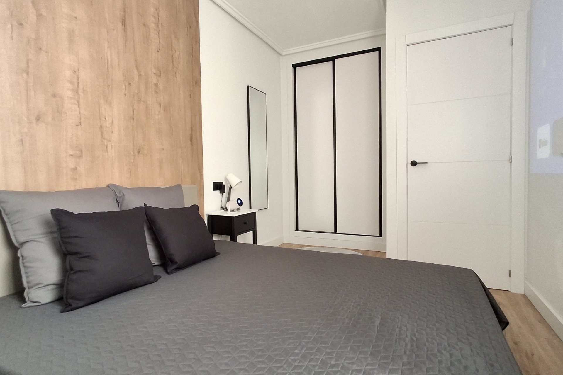 Reventa - Apartament / Duplex -
Torrevieja