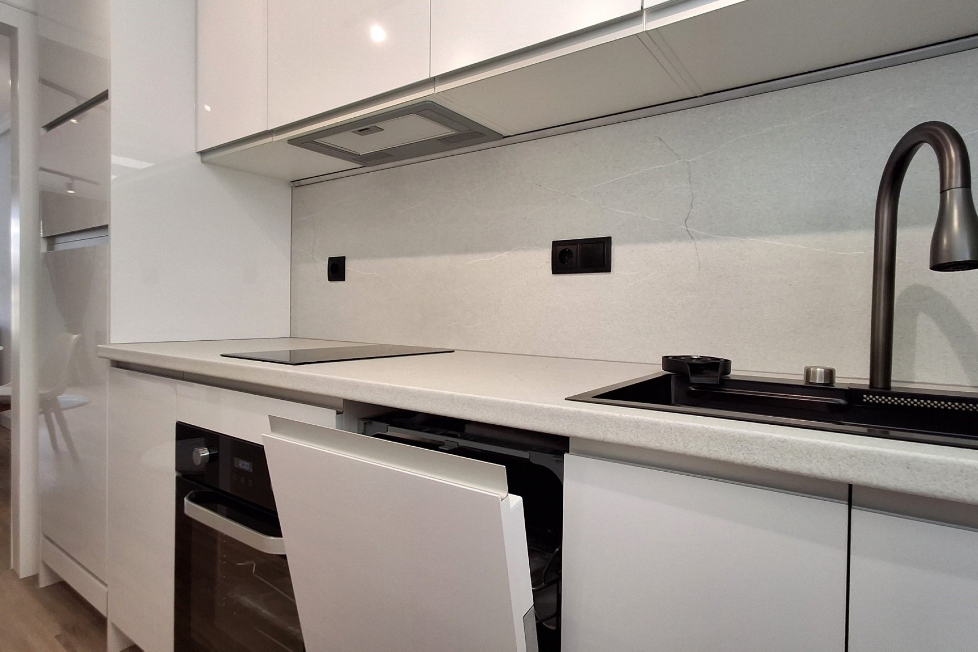 Reventa - Apartament / Duplex -
Torrevieja
