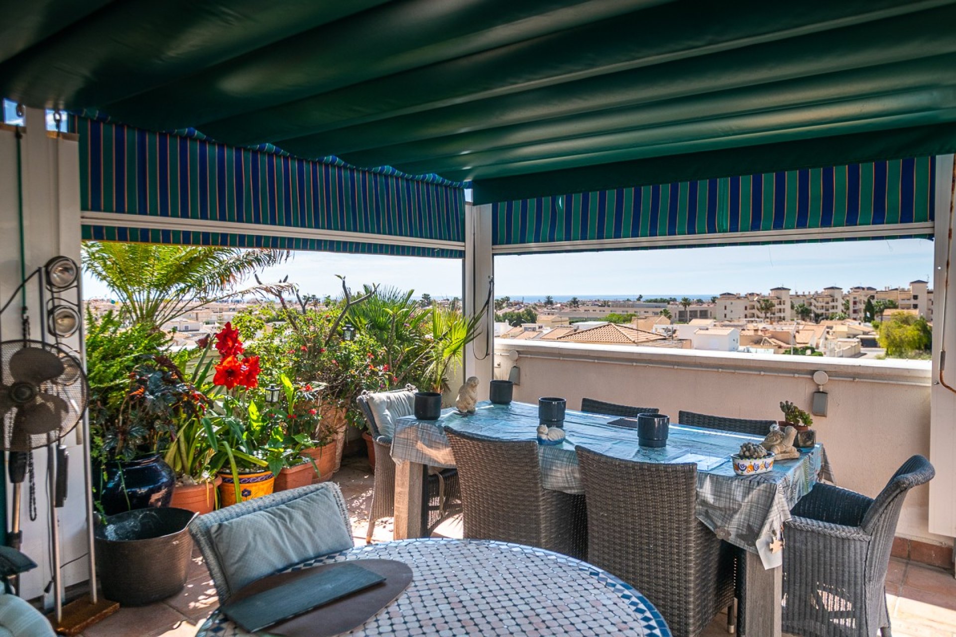 Reventa - Apartment -
ALICANTE - La Florida