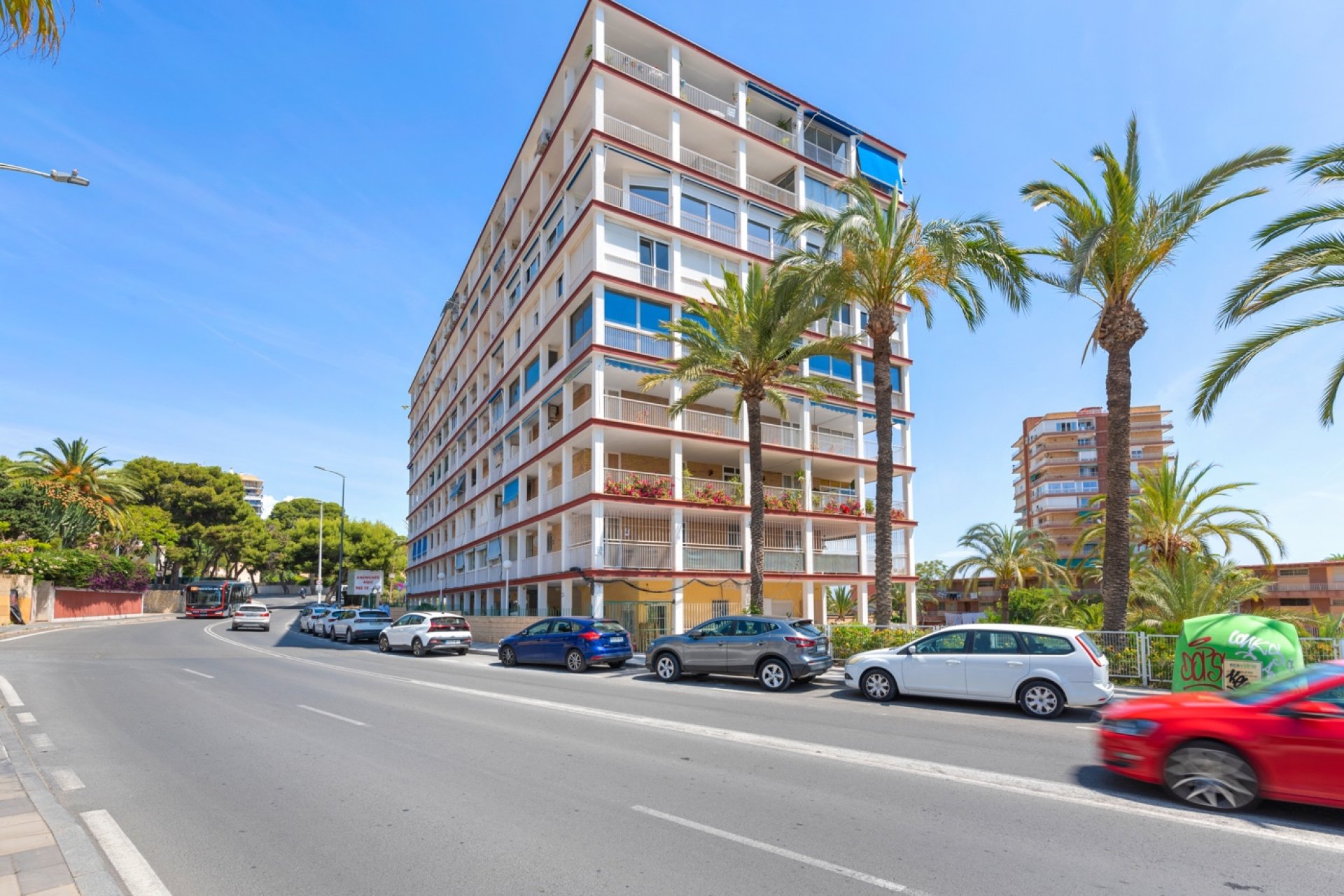 Reventa - Apartment -
Alicante