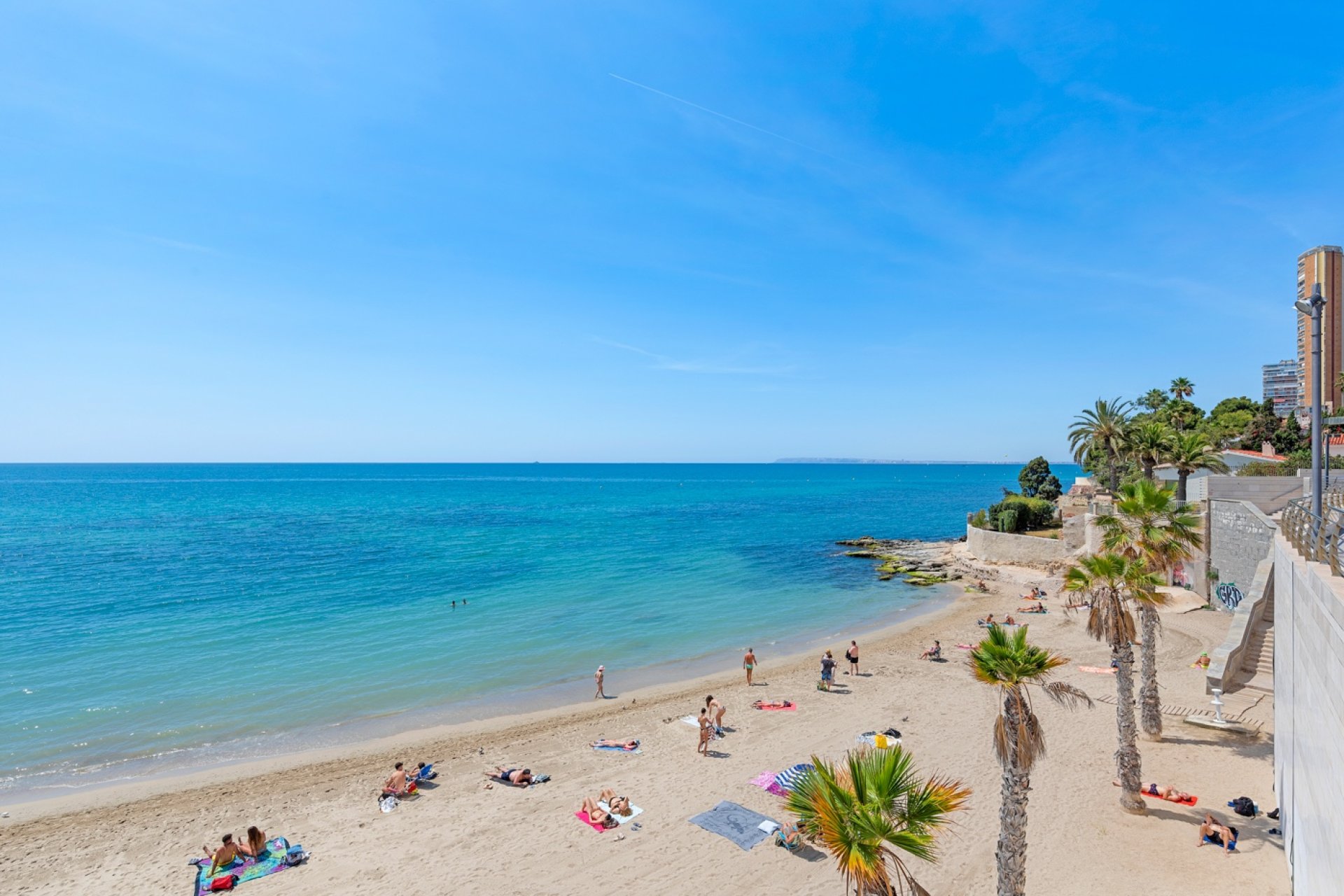 Reventa - Apartment -
Alicante