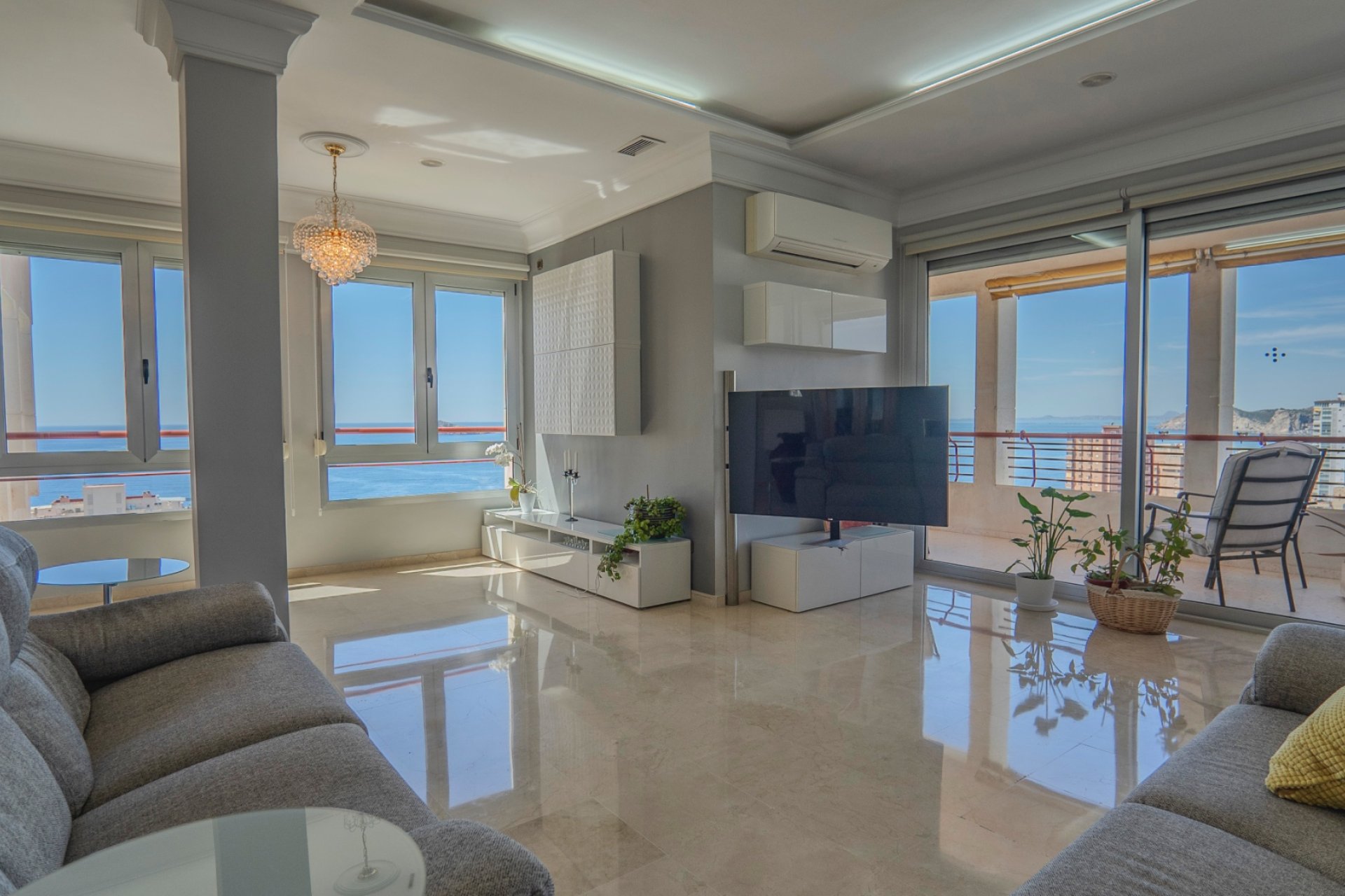 Reventa - Apartment -
Benidorm
