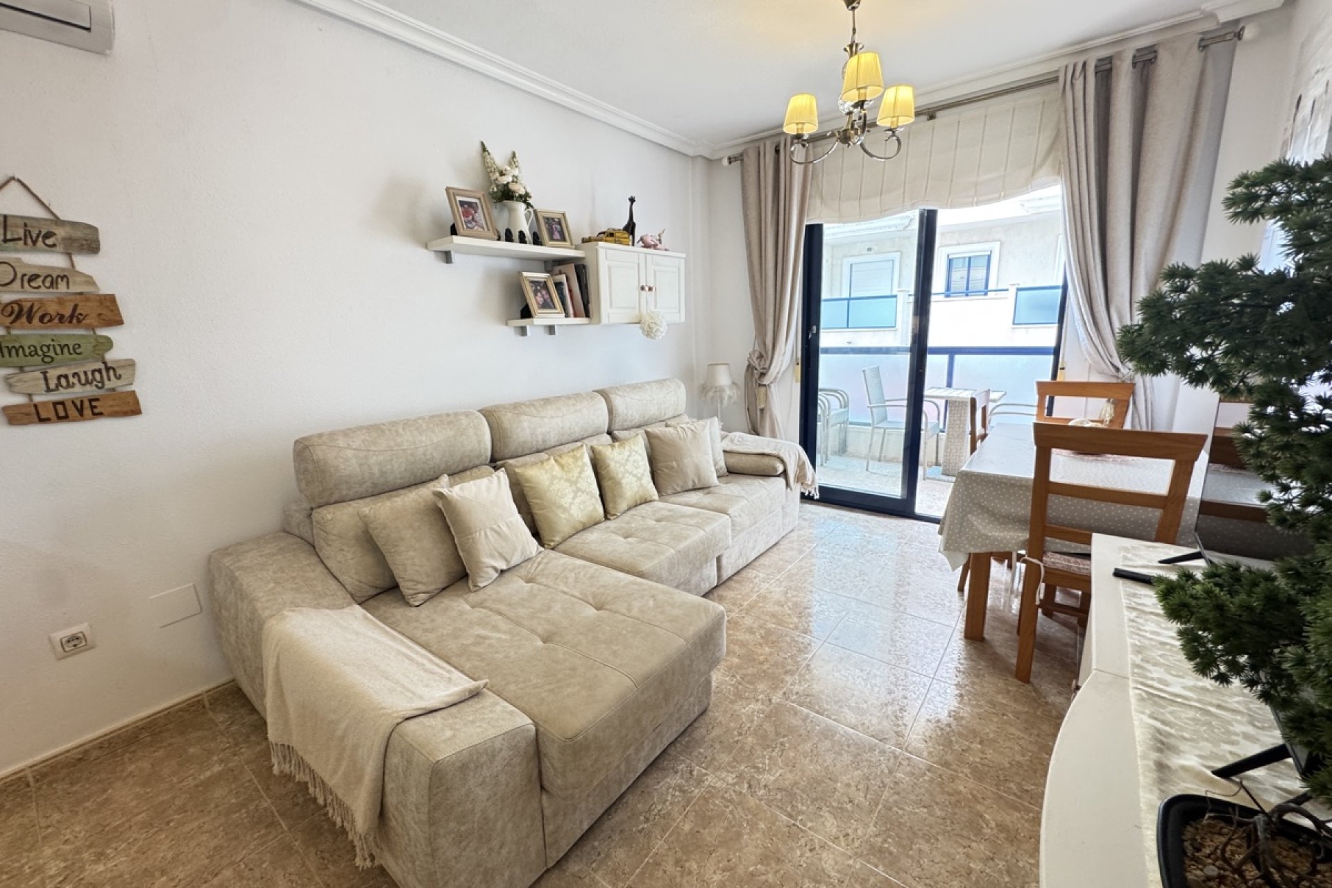 Reventa - Apartment -
Cabo Roig