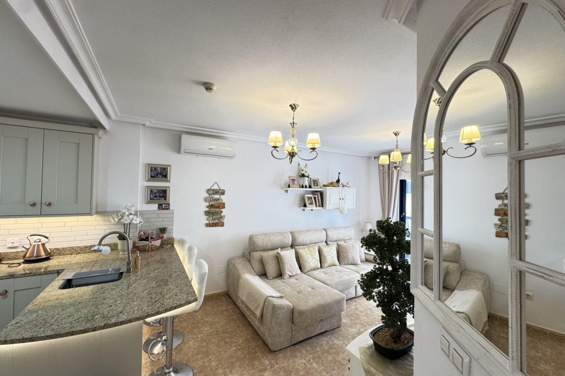 Reventa - Apartment -
Cabo Roig