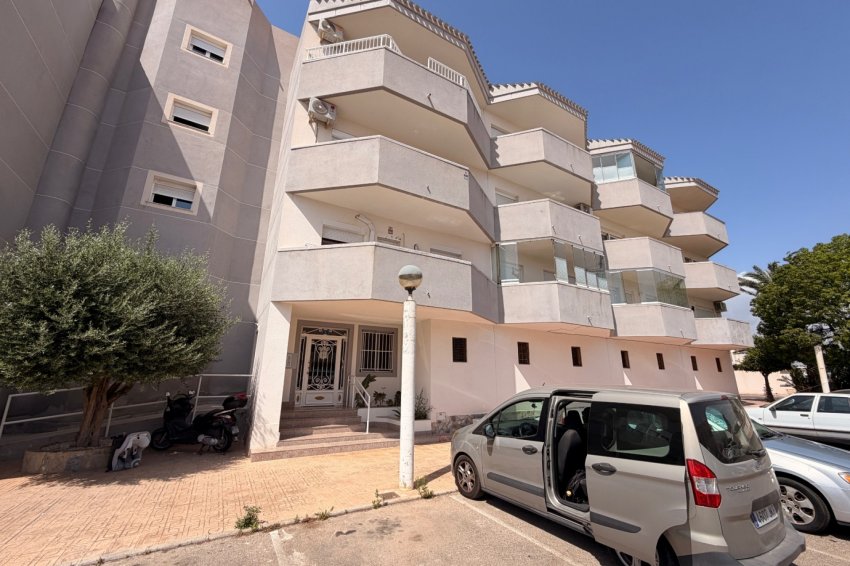 Reventa - Apartment -
Cabo Roig