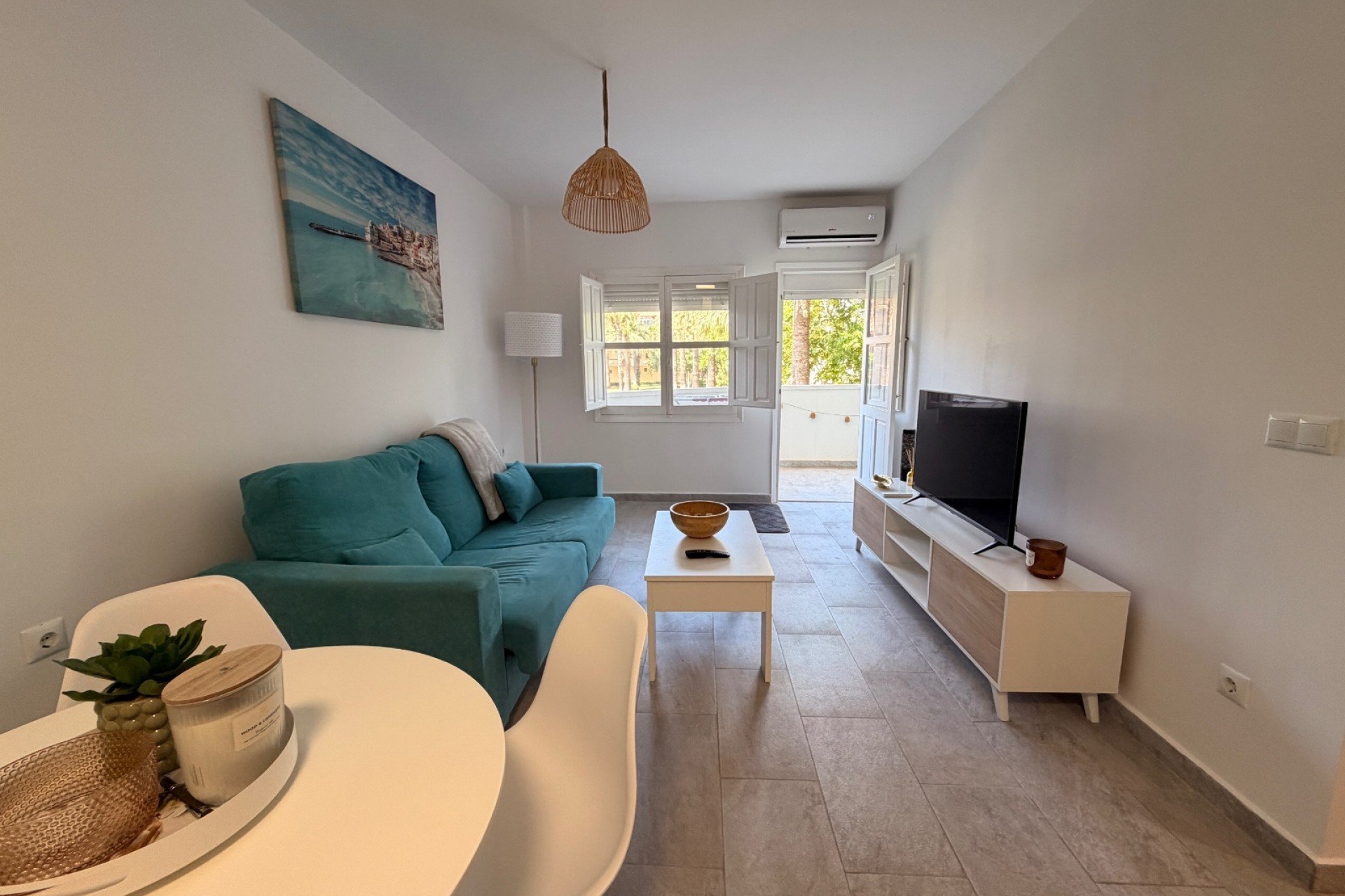 Reventa - Apartment -
Cabo Roig