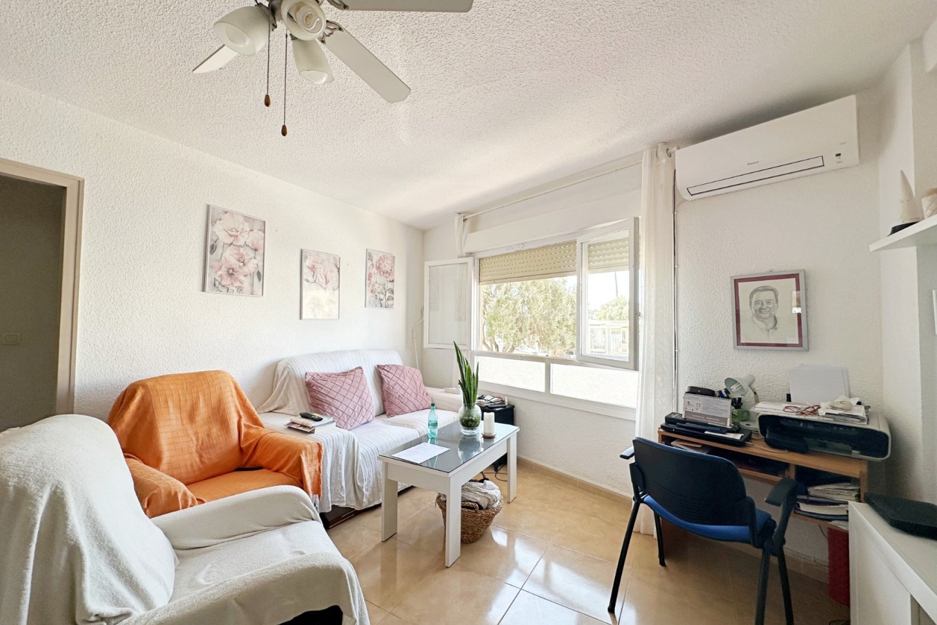 Reventa - Apartment / Duplex -
Torrevieja