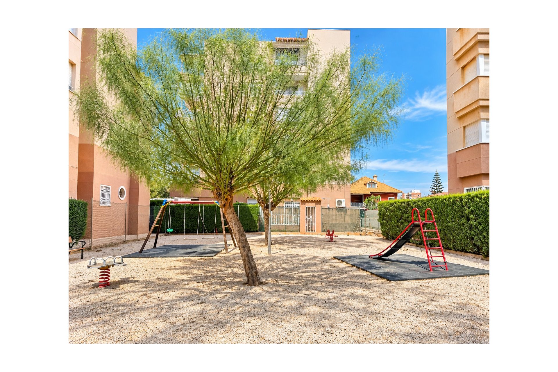 Reventa - Apartment / Duplex -
Torrevieja