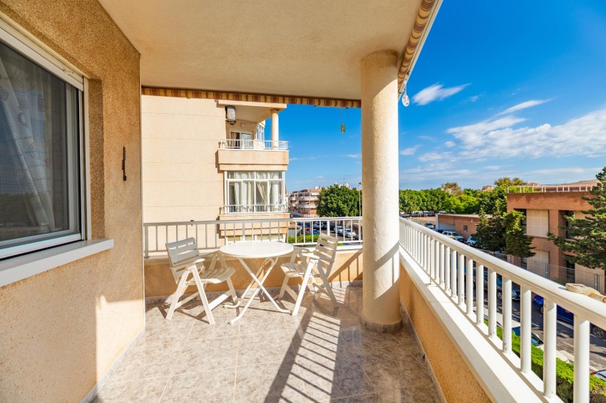 Reventa - Apartment / Duplex -
Torrevieja