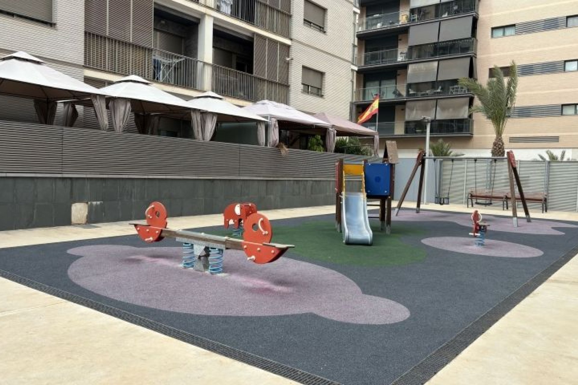 Reventa - Apartment -
Elche