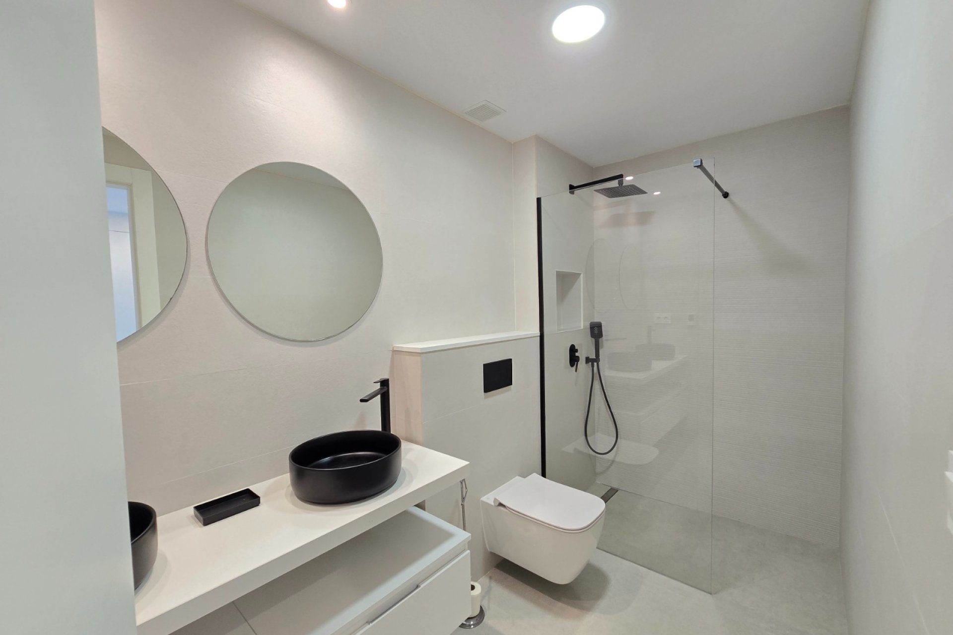 Reventa - Apartment / Flat * -
Pilar de la Horadada *