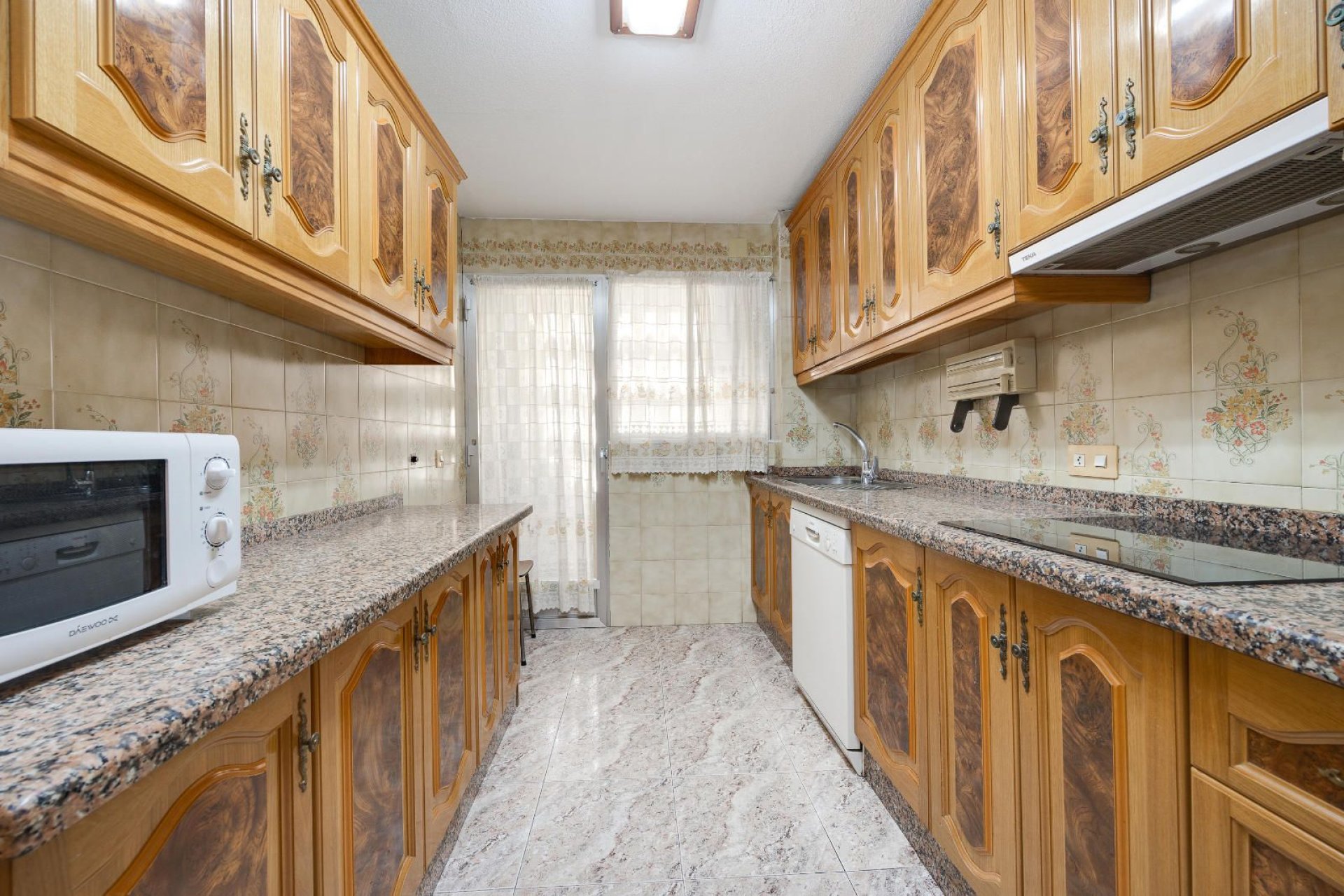 Reventa - Apartment -
Guardamar del Segura - Center