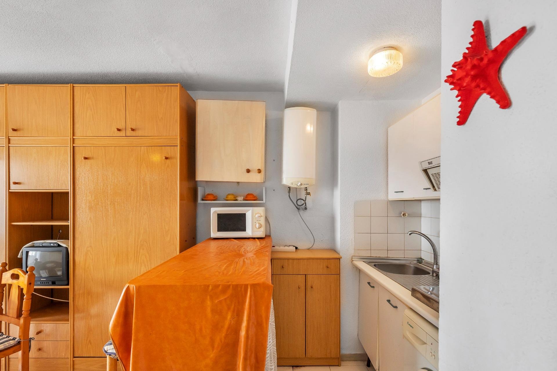 Reventa - Apartment -
Guardamar del Segura - Center