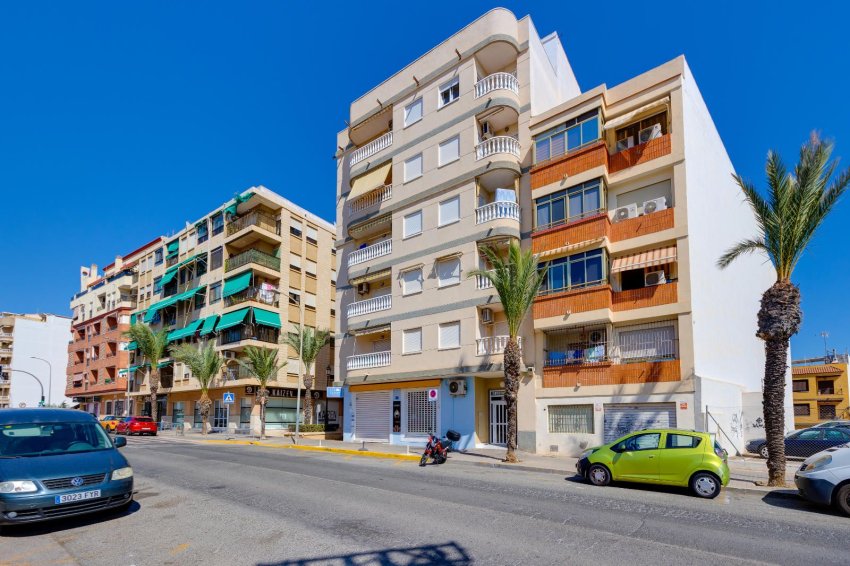 Reventa - Apartment -
Guardamar del Segura - Guardamar Centro