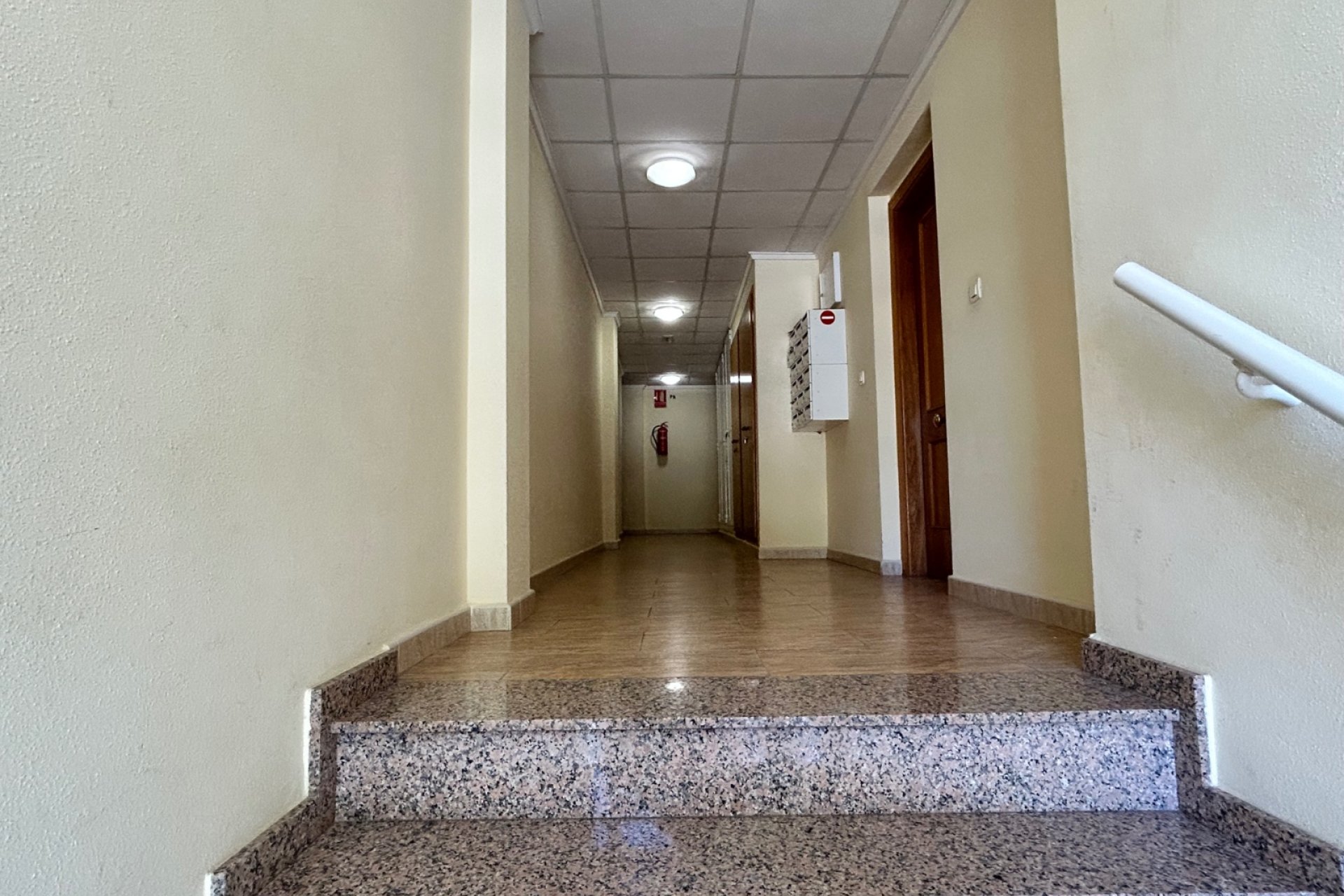 Reventa - Apartment -
Jacarilla - pueblo