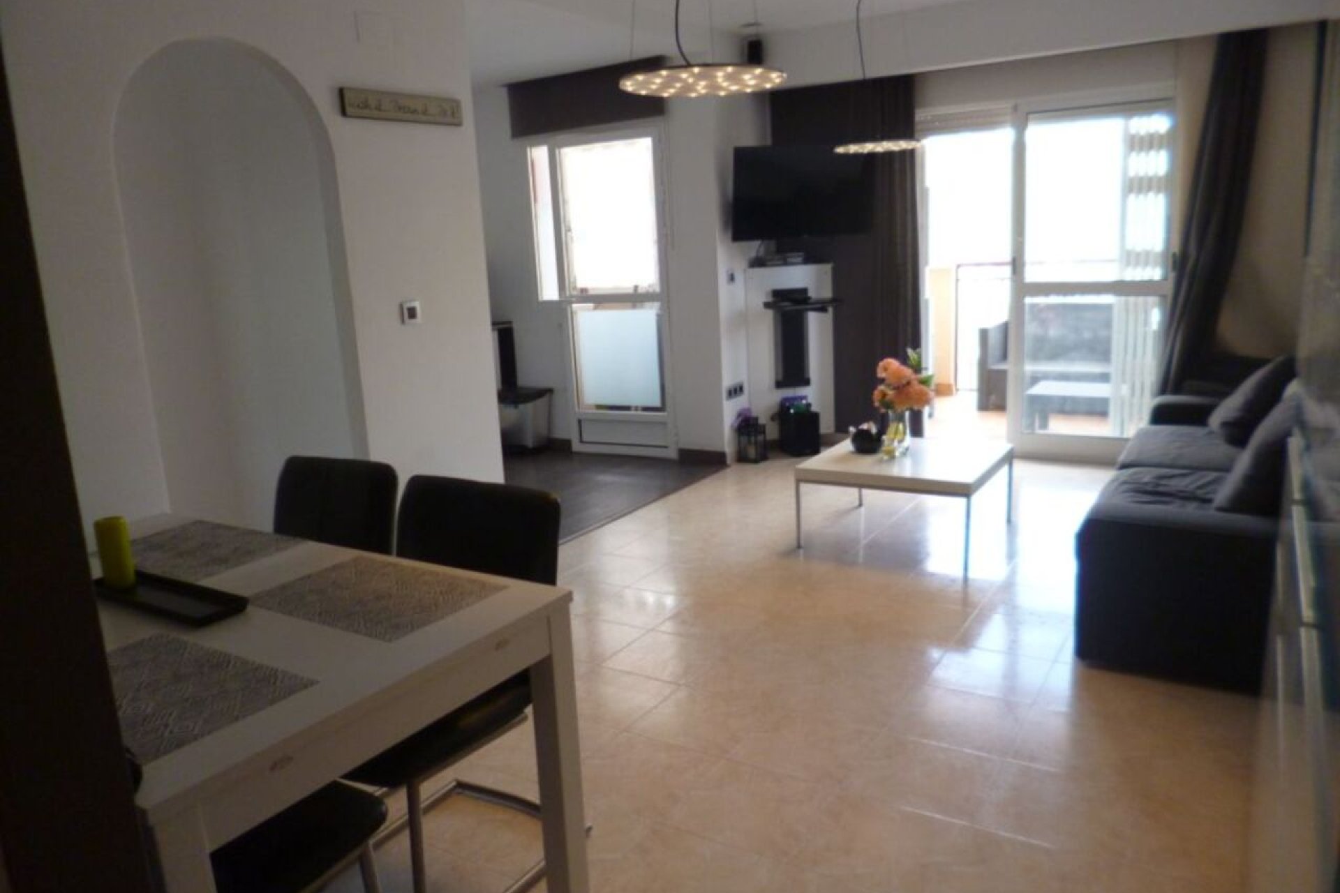 Reventa - Apartment -
La Florida