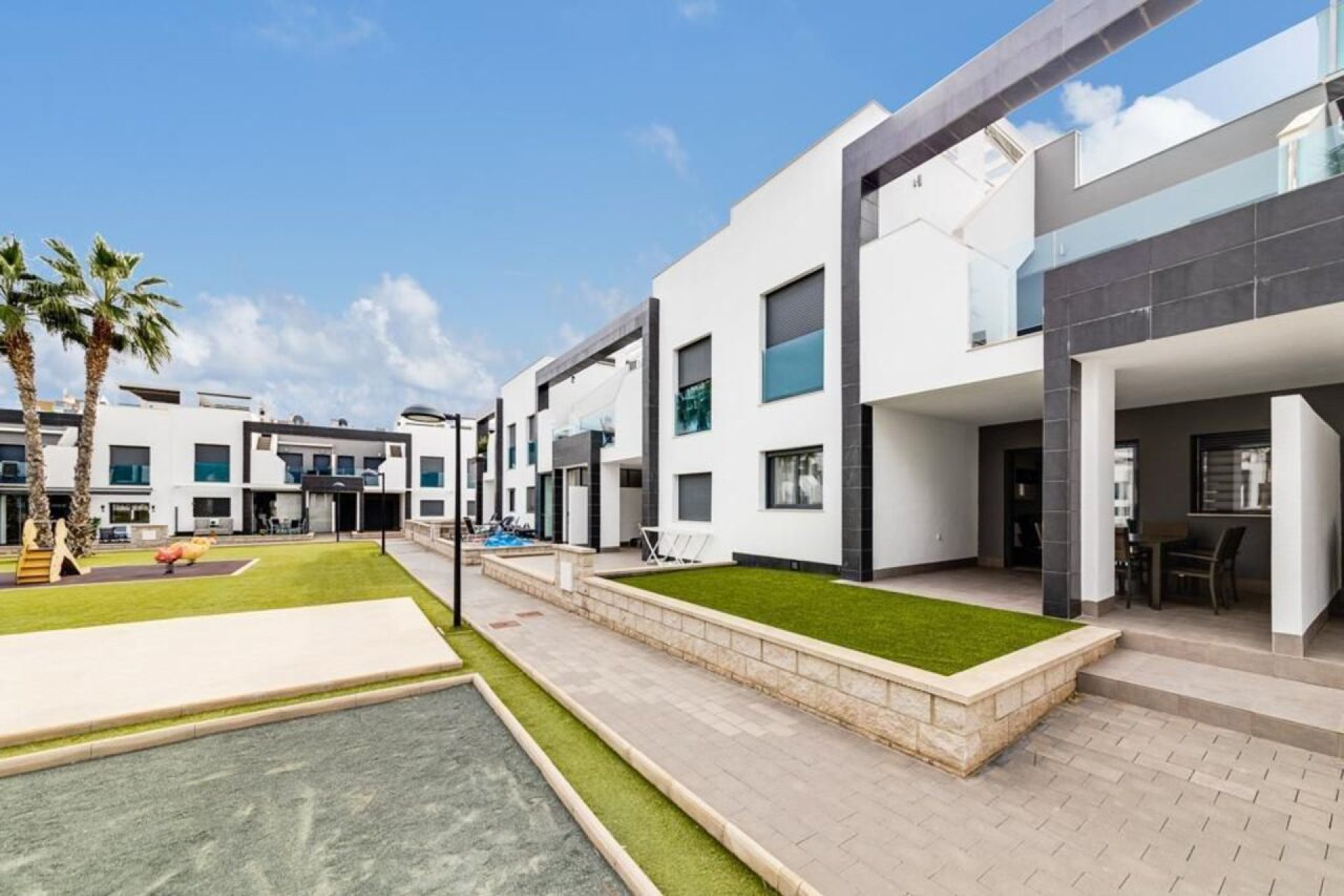 Reventa - Apartment -
La Zenia