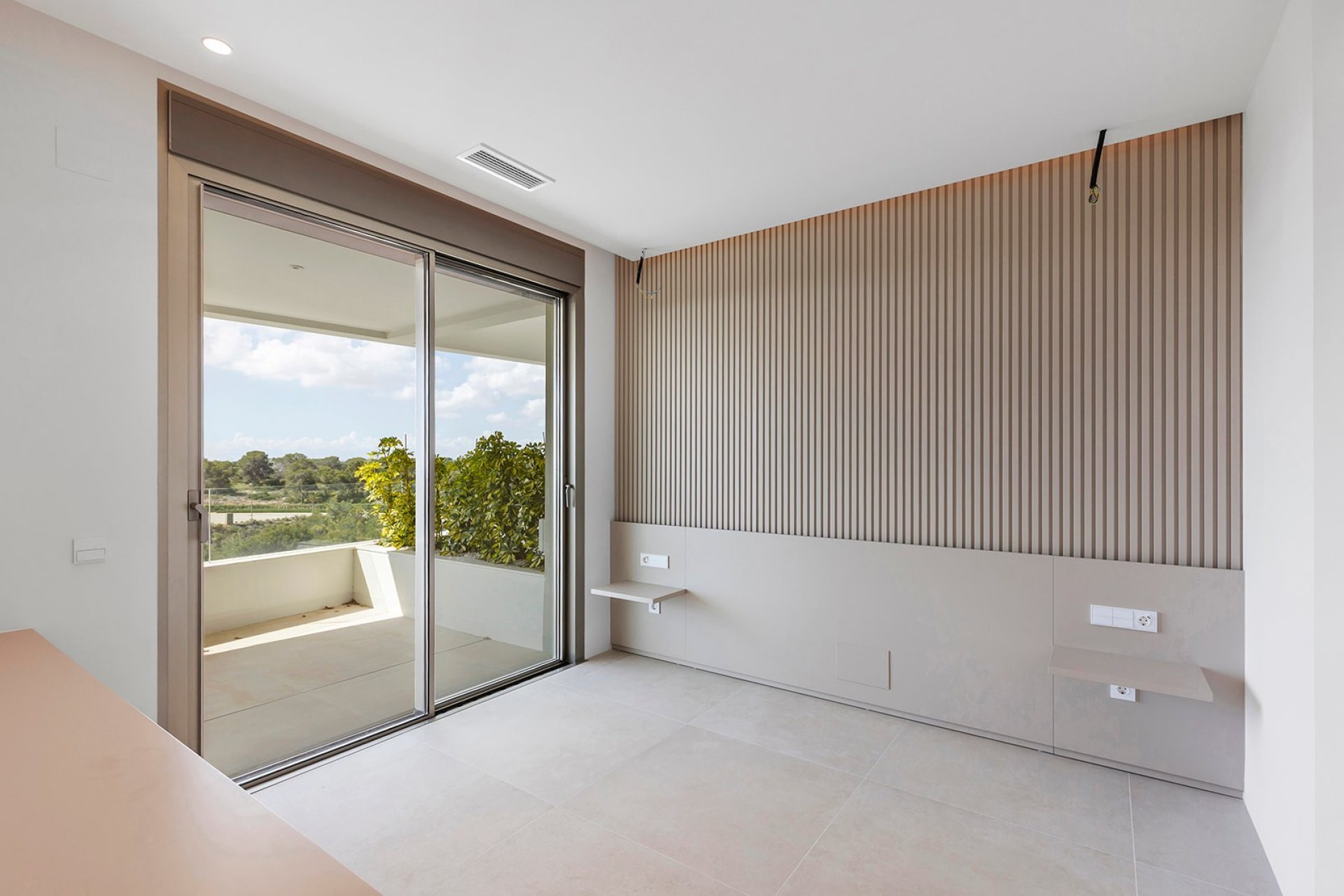Reventa - Apartment -
Las Colinas Golf Resort - Las Colinas golf