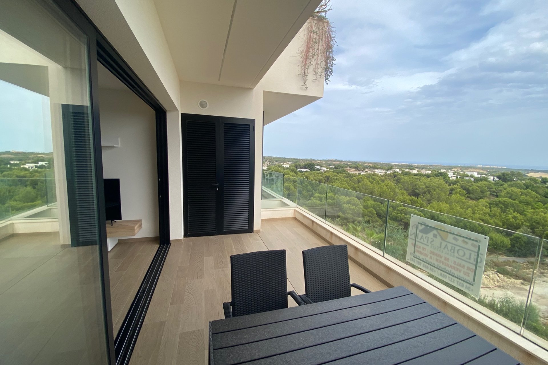 Reventa - Apartment -
Las Colinas Golf