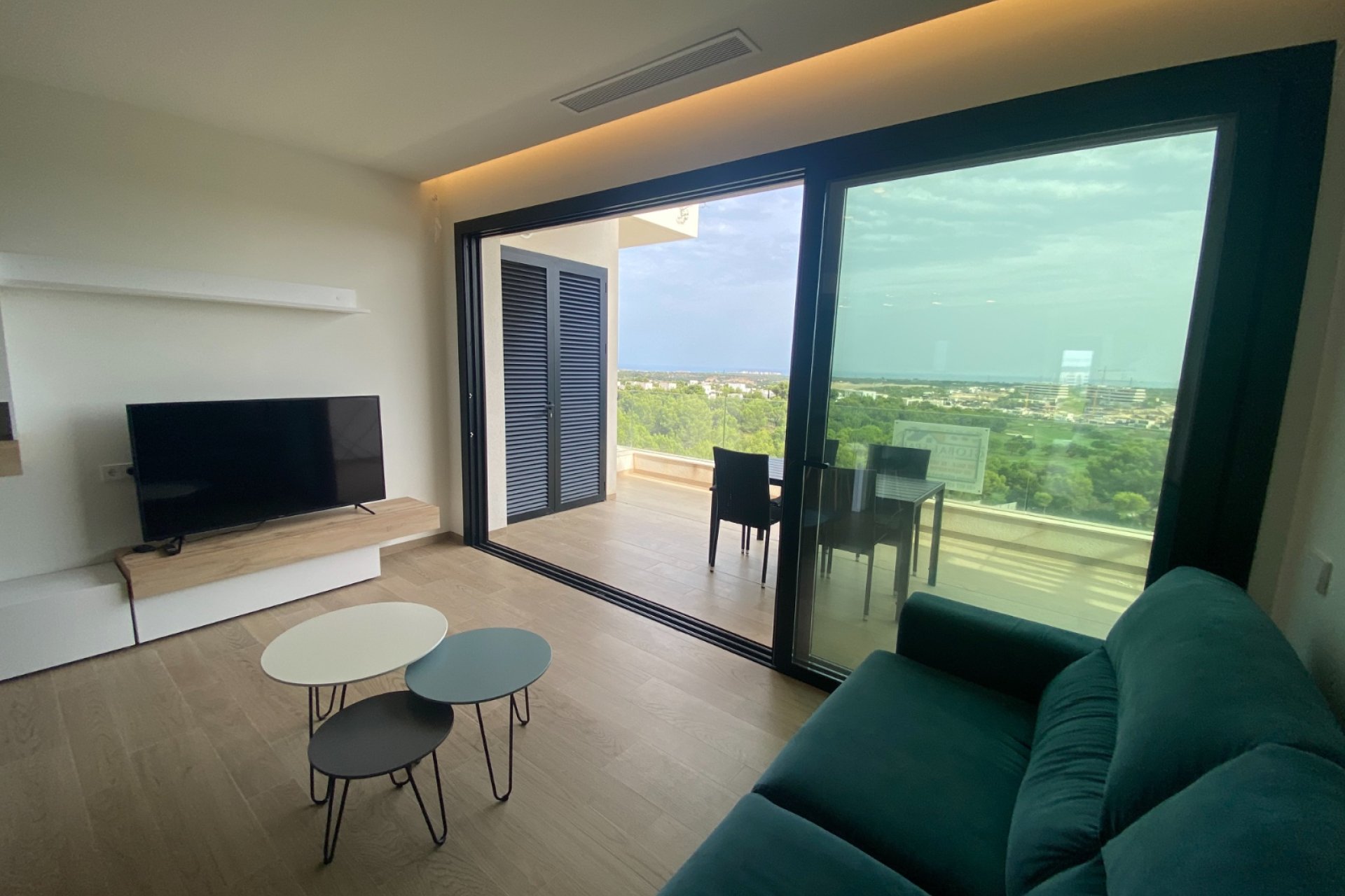Reventa - Apartment -
Las Colinas Golf